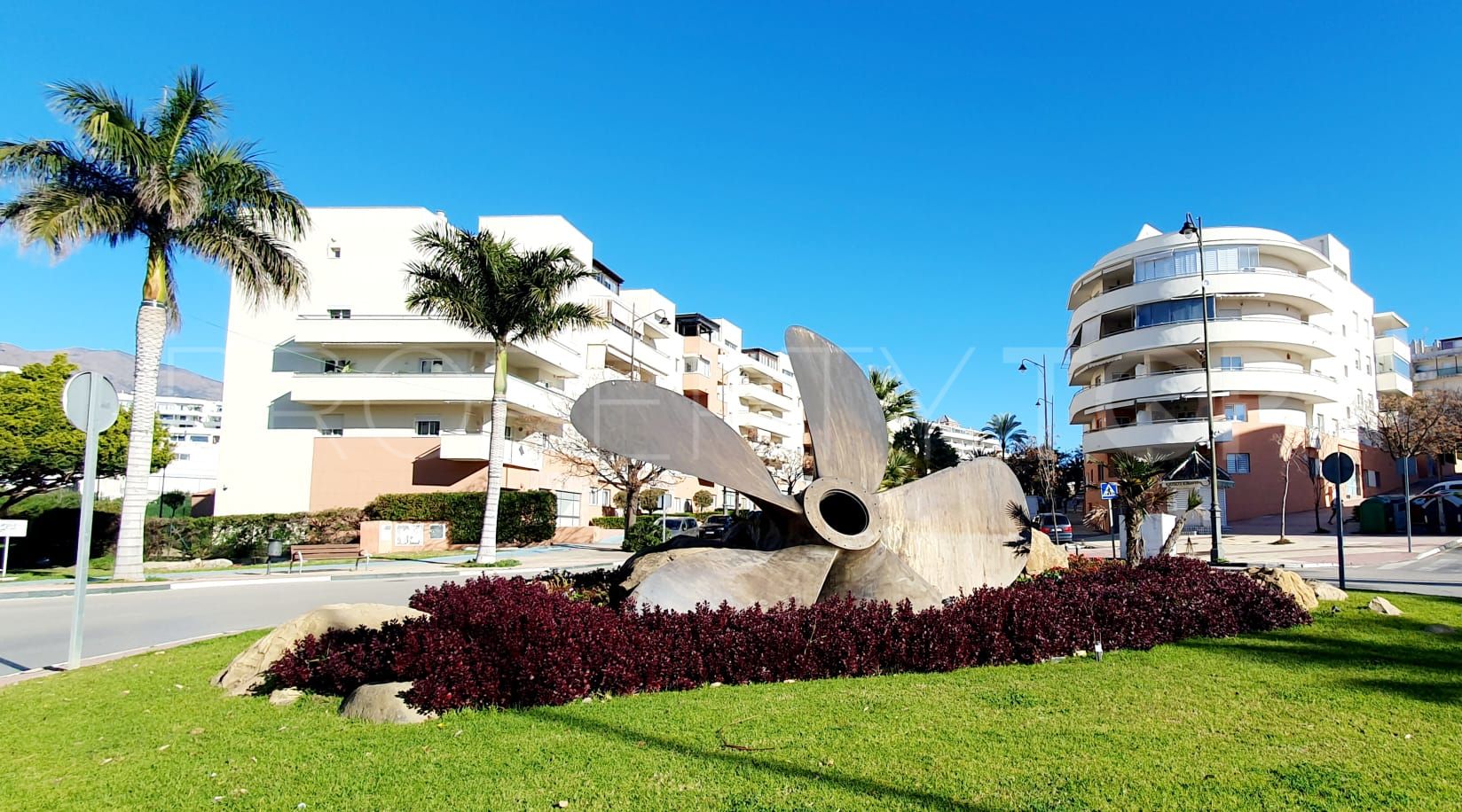 Apartment with 4 bedrooms for sale in Estepona Puerto