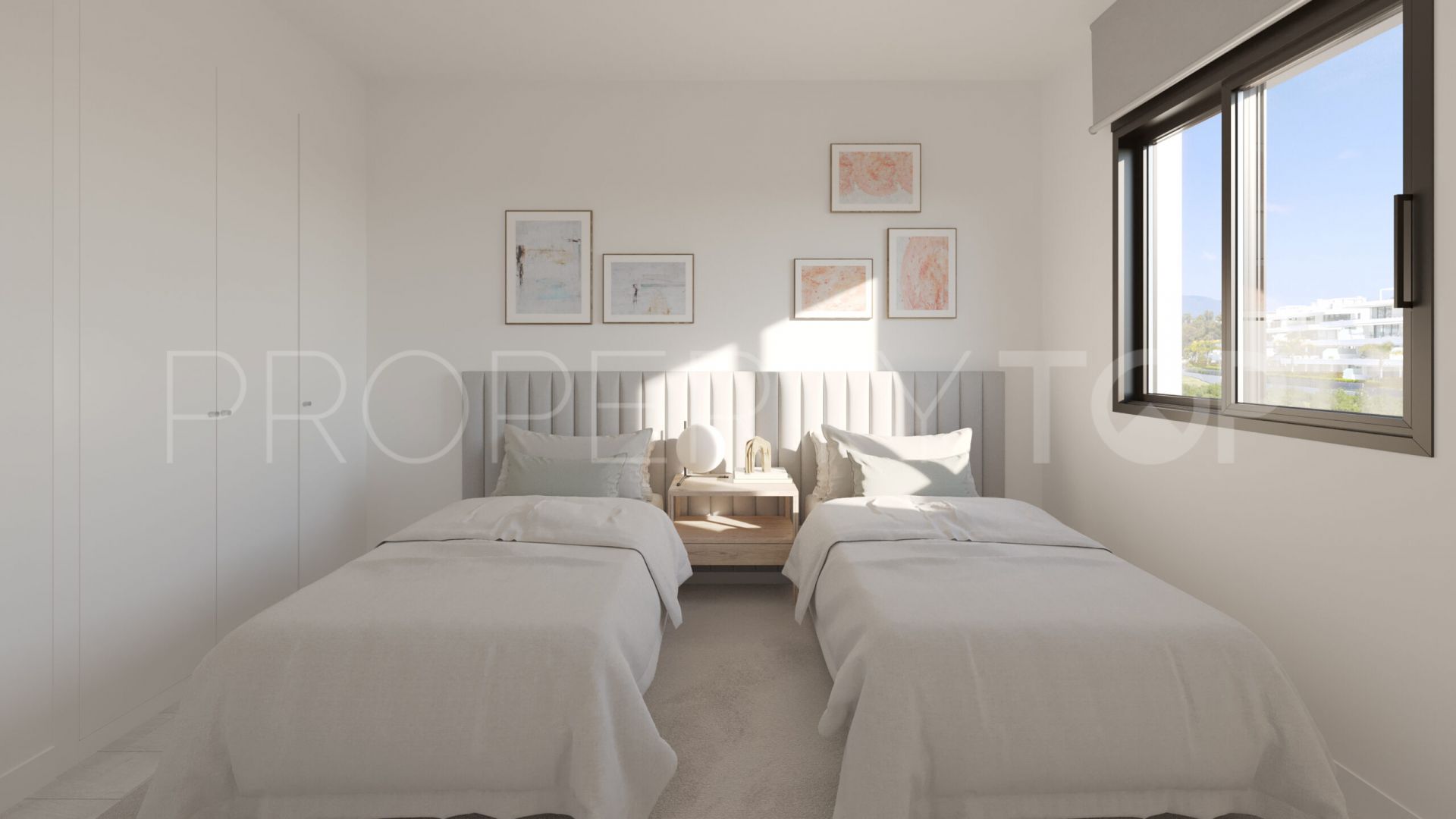 Buy Estepona Town apartment with 3 bedrooms