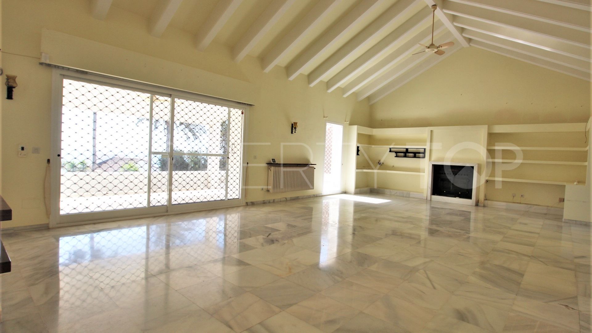 For sale villa with 4 bedrooms in Seghers