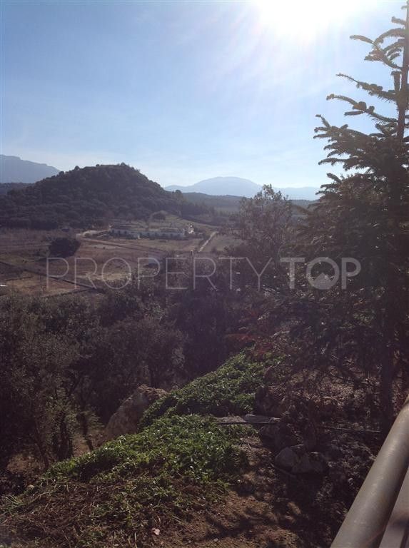 For sale finca with 8 bedrooms in Archidona