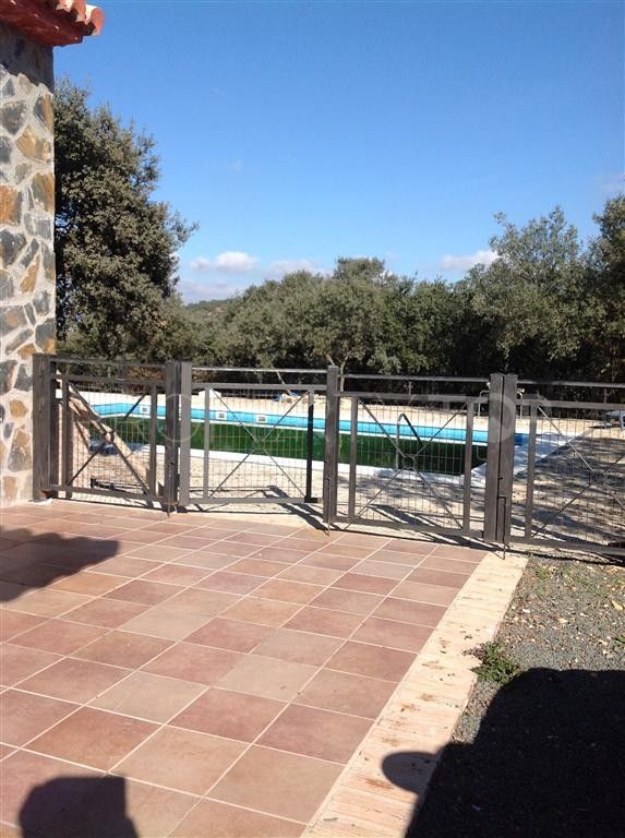 For sale finca with 8 bedrooms in Archidona
