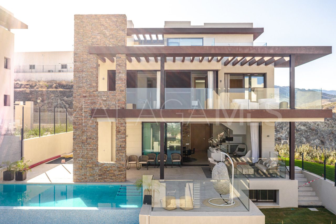 4 bedrooms Benahavis villa for sale