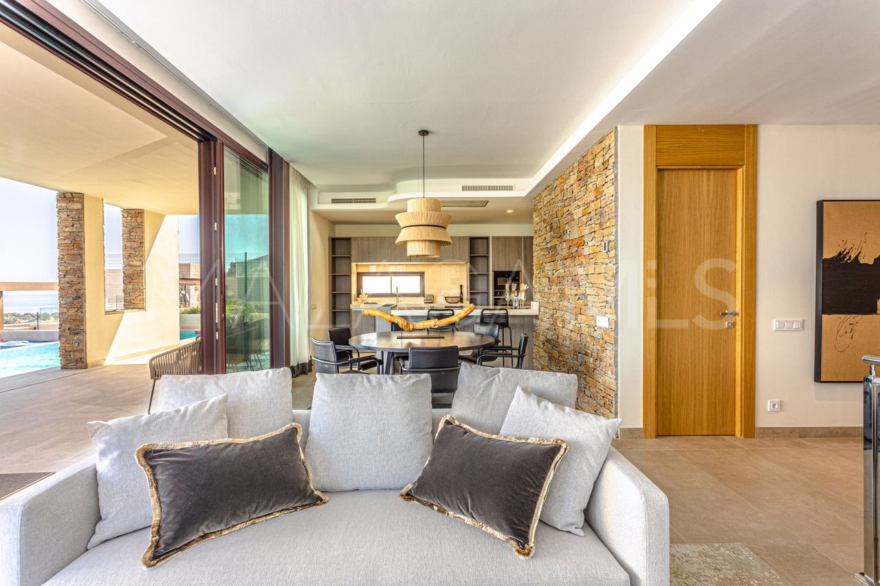4 bedrooms Benahavis villa for sale
