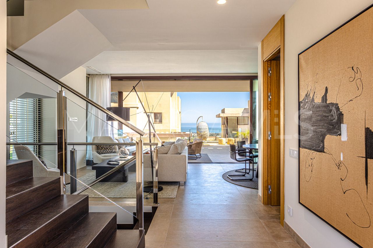 4 bedrooms Benahavis villa for sale