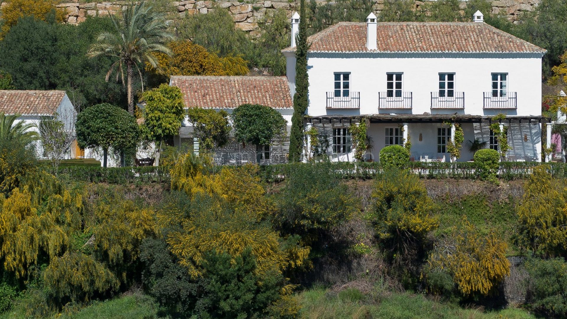 Hermosa casa española en Puerto de Los Almendros