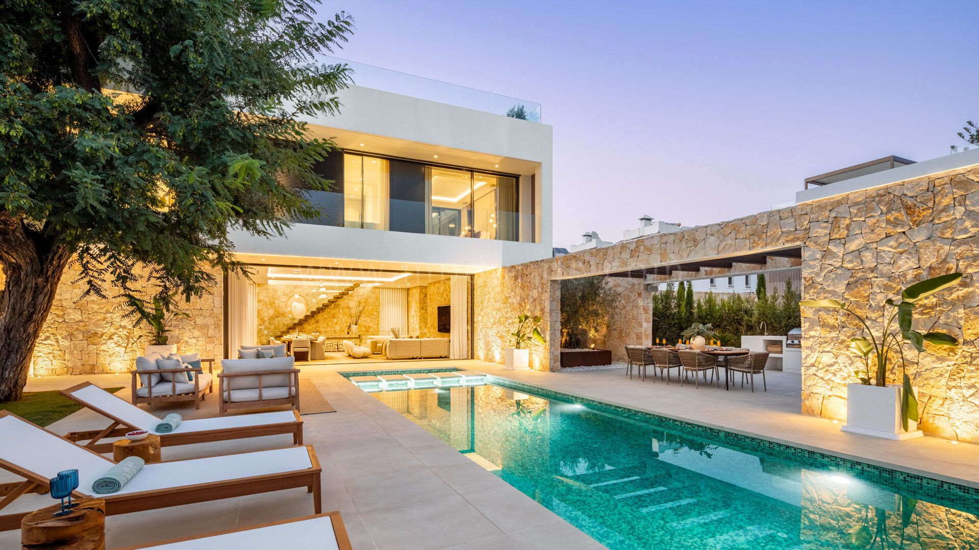 Villa Alba, Luxury Contemporary Villa in San Pedro de Alcántara