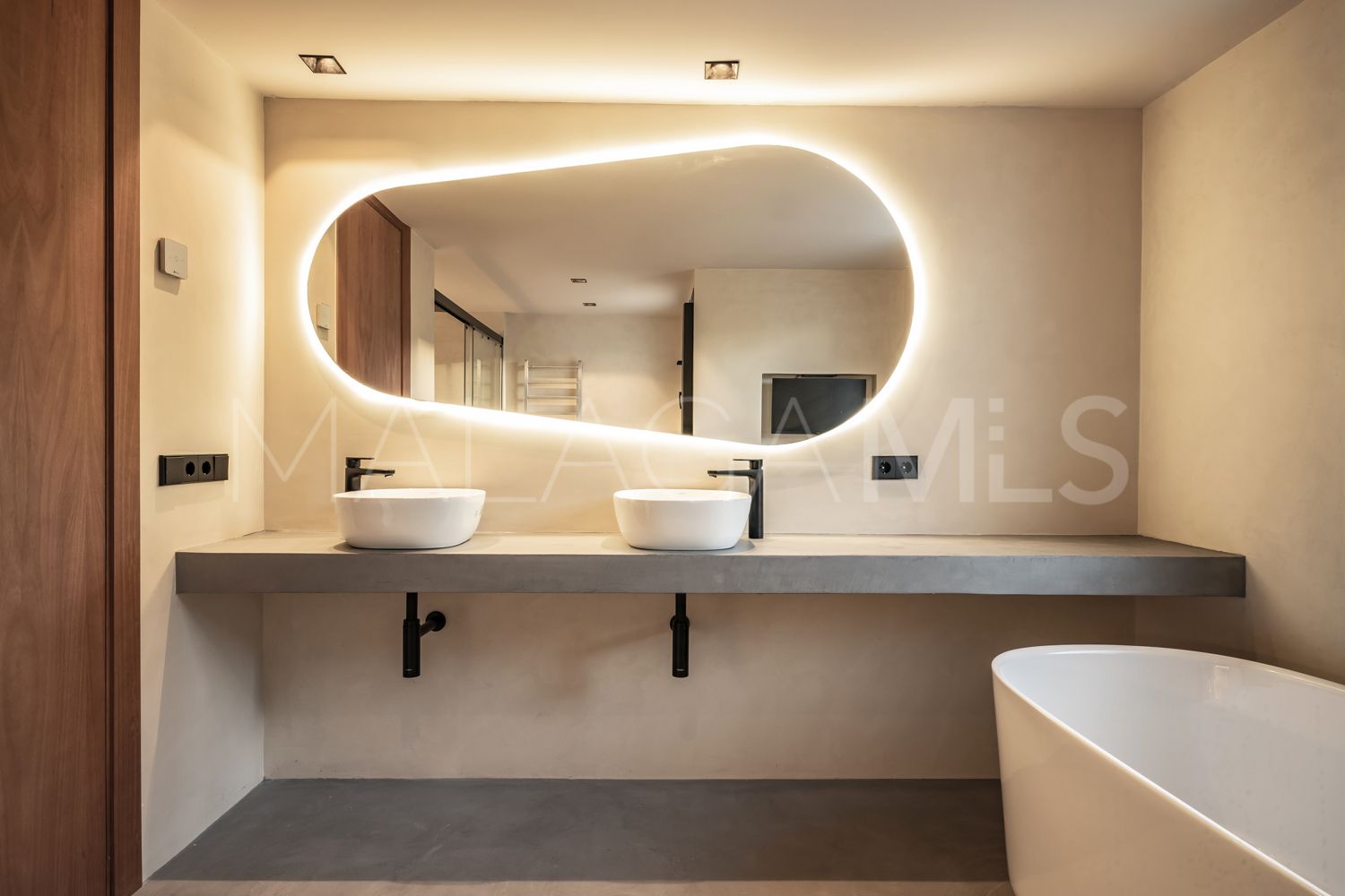 Villa for sale in Marbella Golden Mile