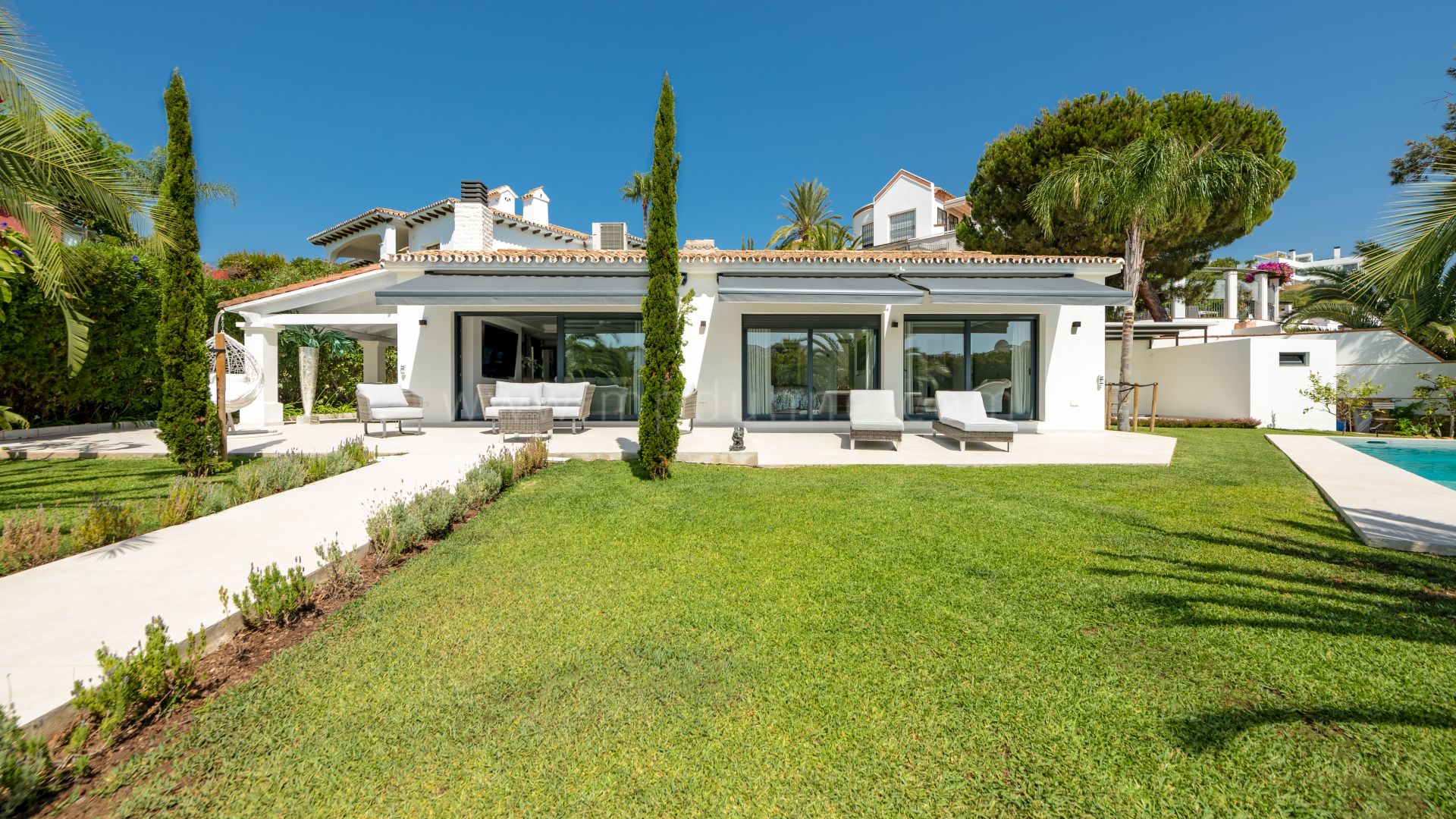 Villa Moderna, Junto al Golf, La Quinta, Benahavis