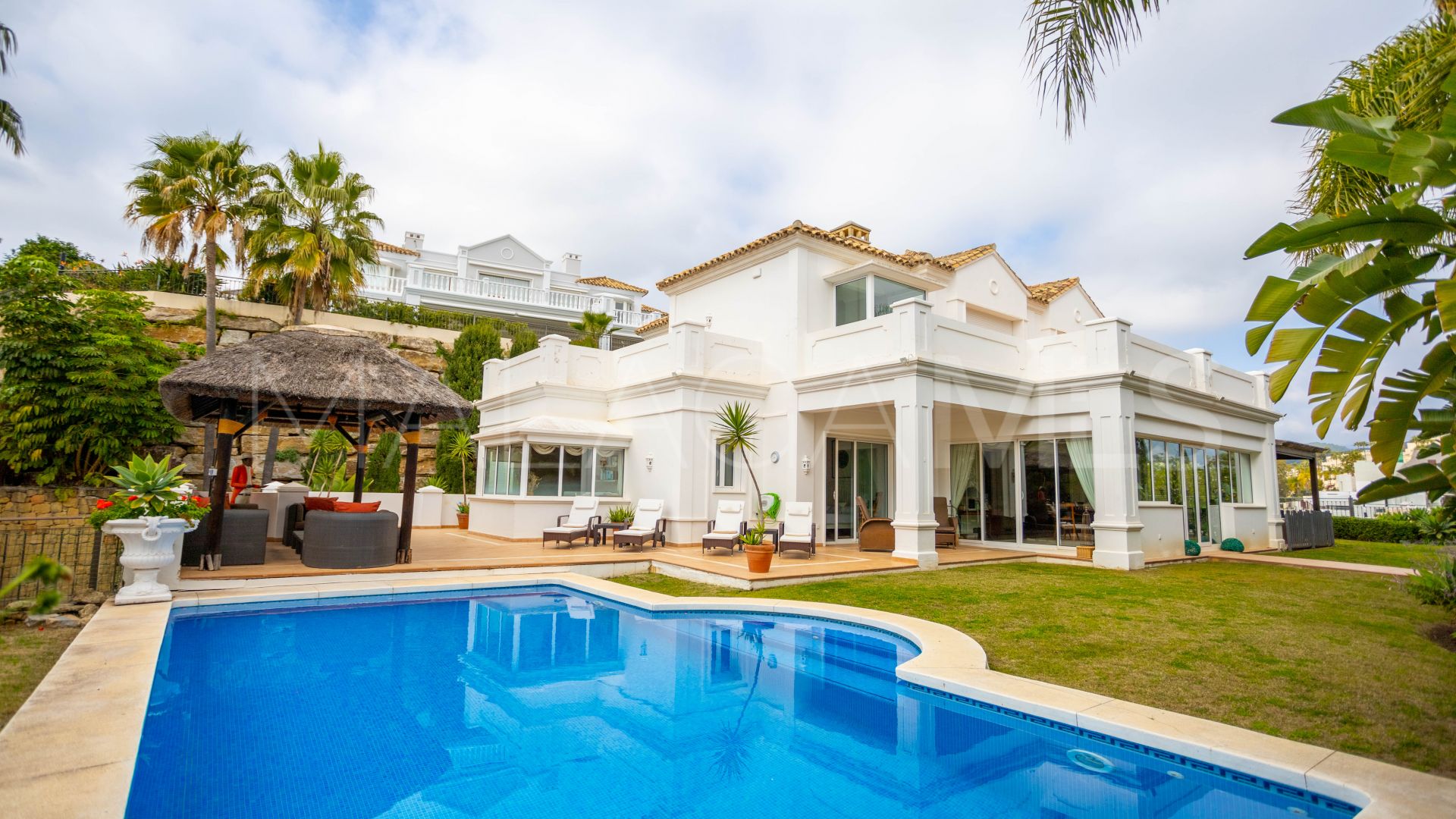 Villa for sale in El Herrojo