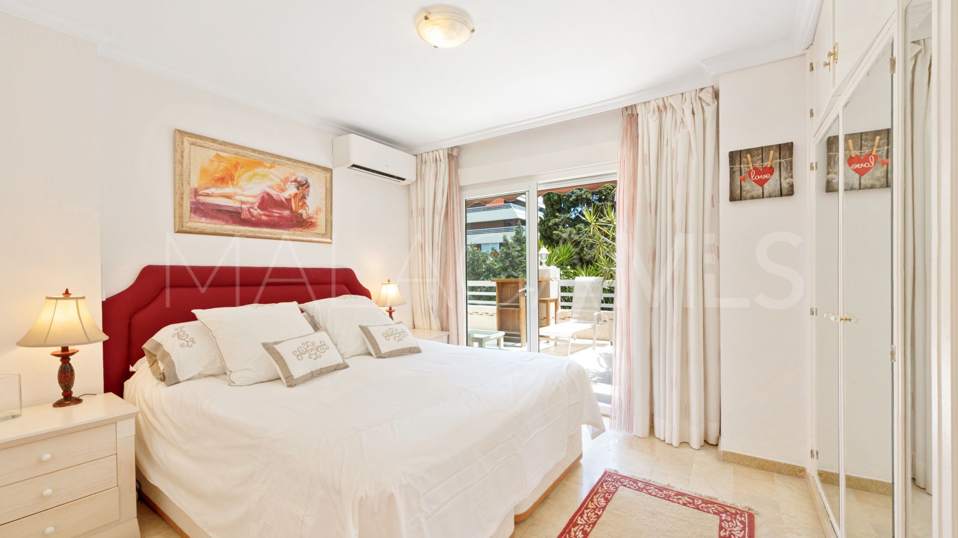 Buy apartment in Marbella Centro