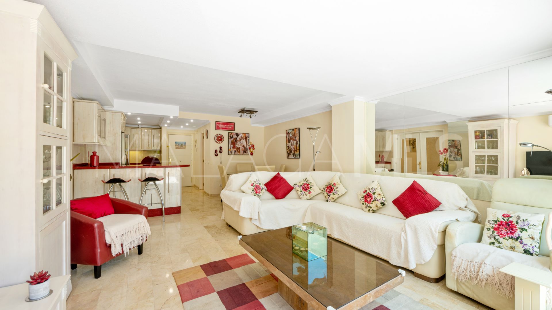 Buy apartment in Marbella Centro