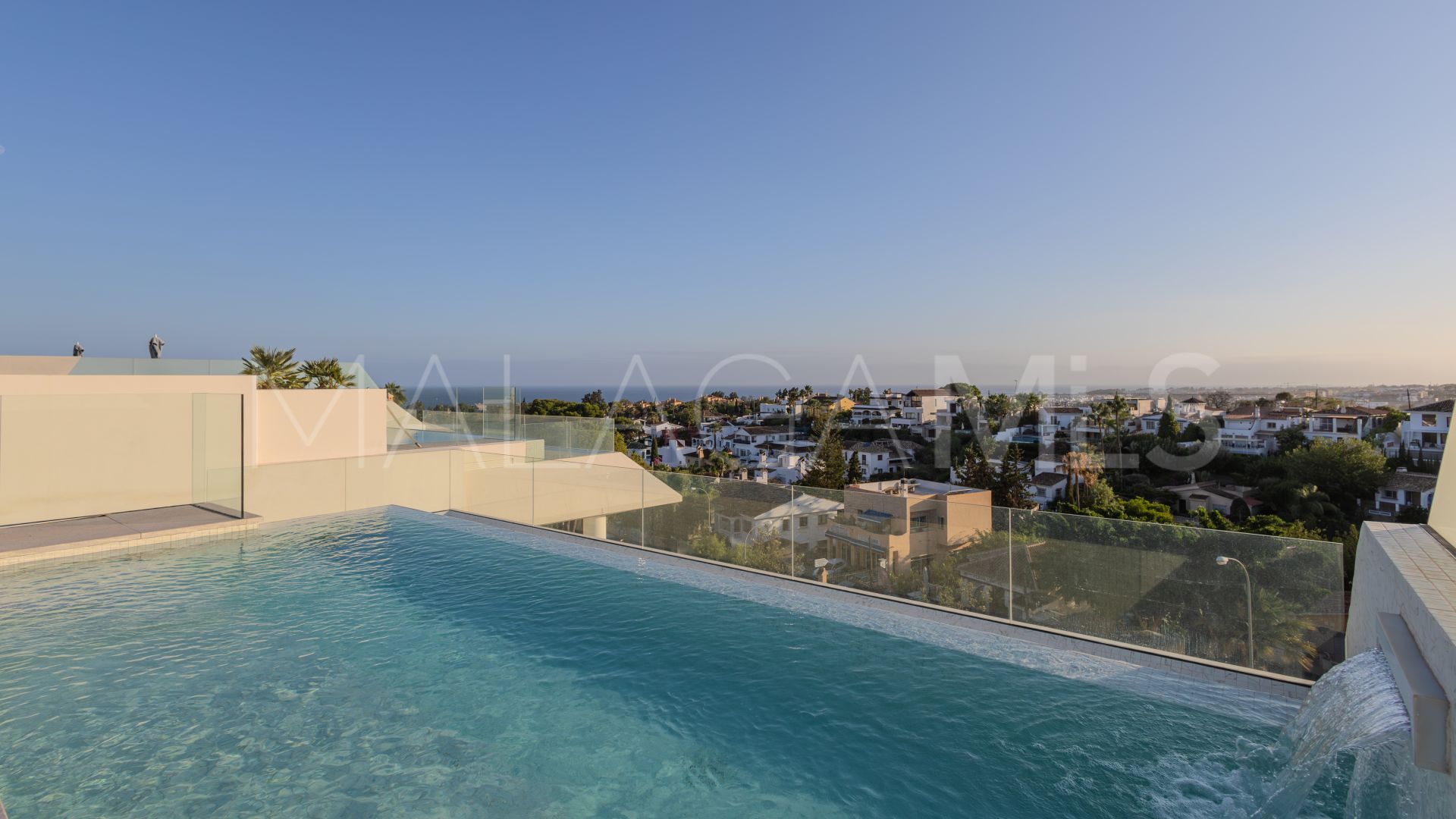 For sale Nueva Andalucia semi detached villa