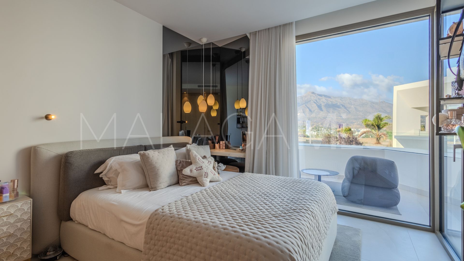 For sale Nueva Andalucia semi detached villa
