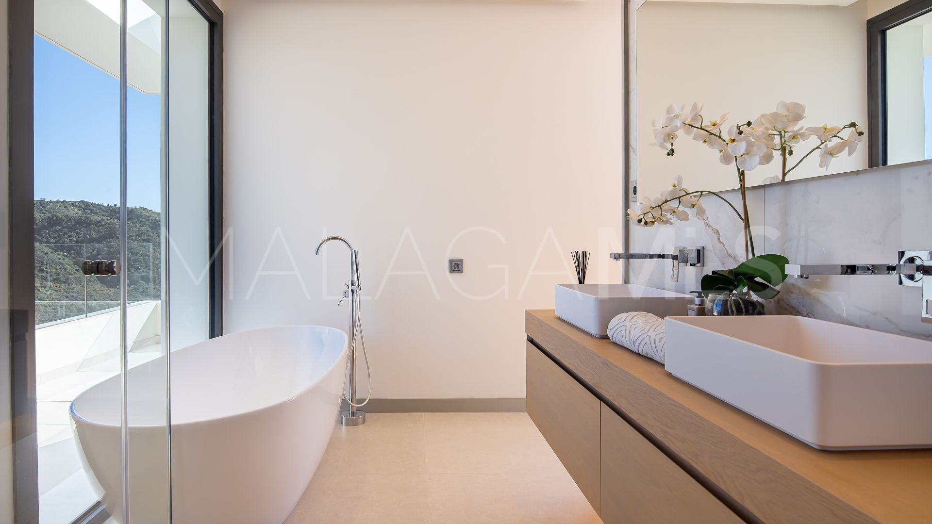 Villa for sale in Lomas de La Quinta