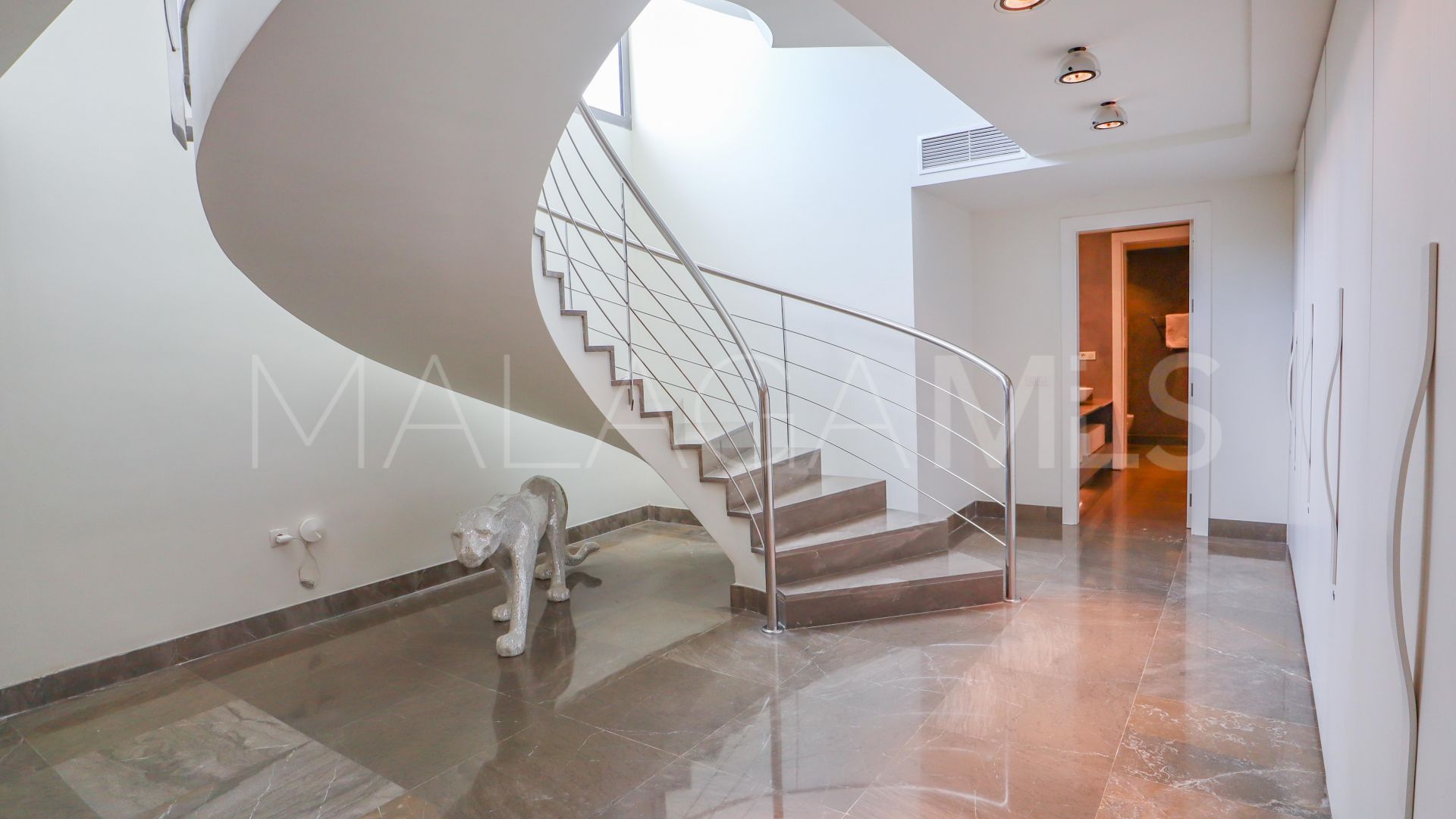 Villa for sale in Rocio de Nagüeles