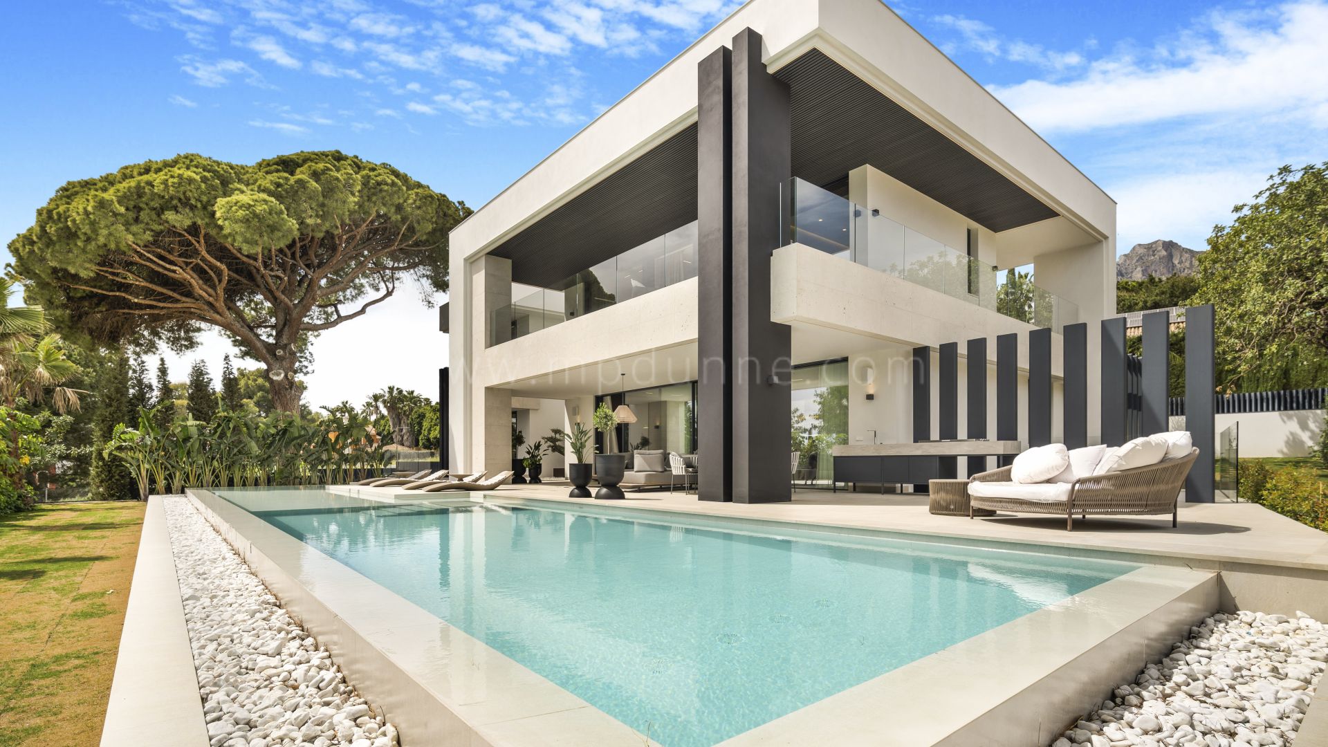 New Modern Villa in Nagueles, Marbella Golden Mile