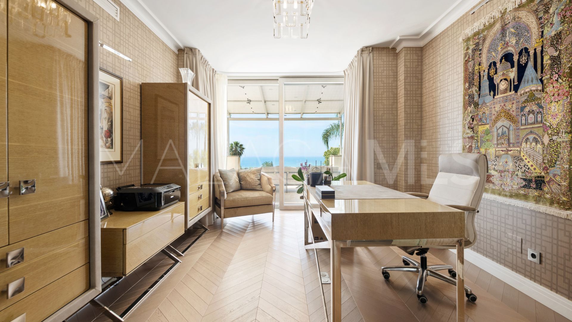 Villa for sale in Marbella Golden Mile