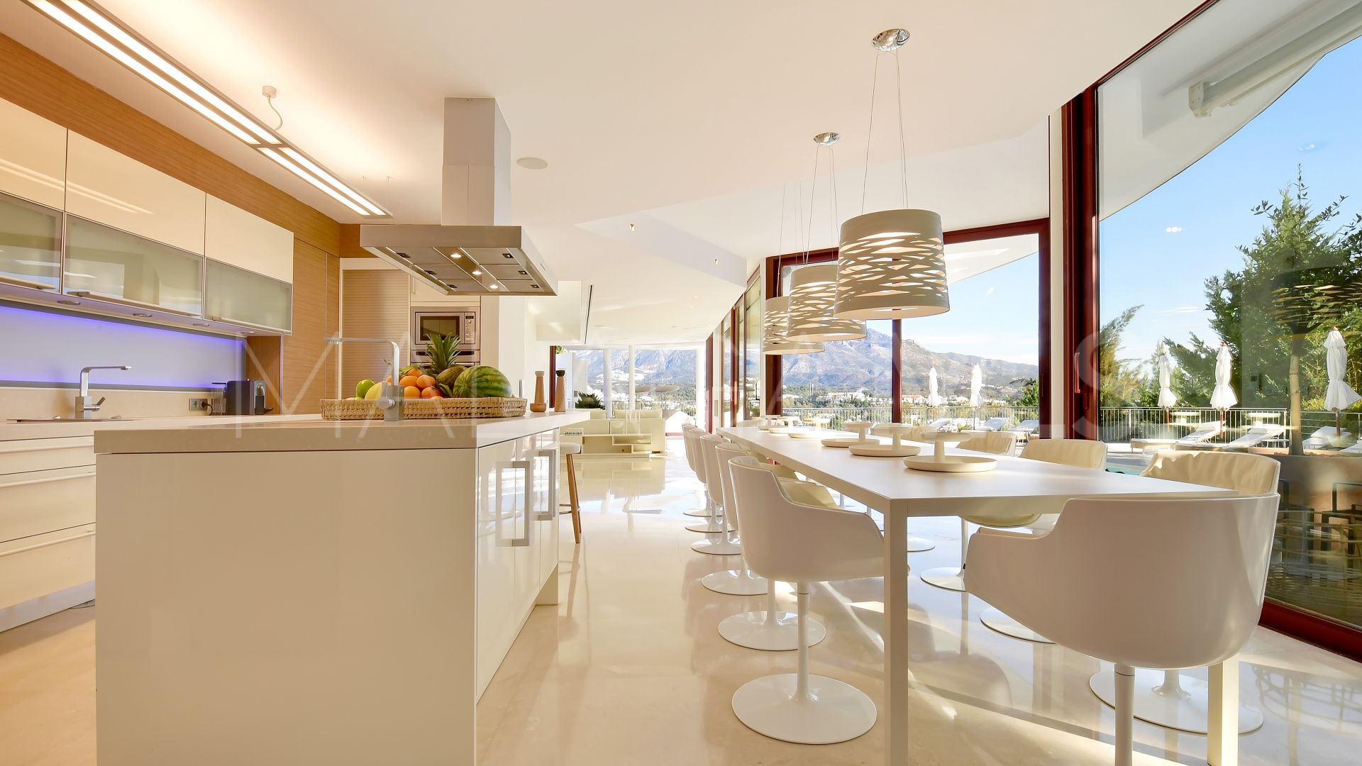Los Naranjos Golf villa for sale