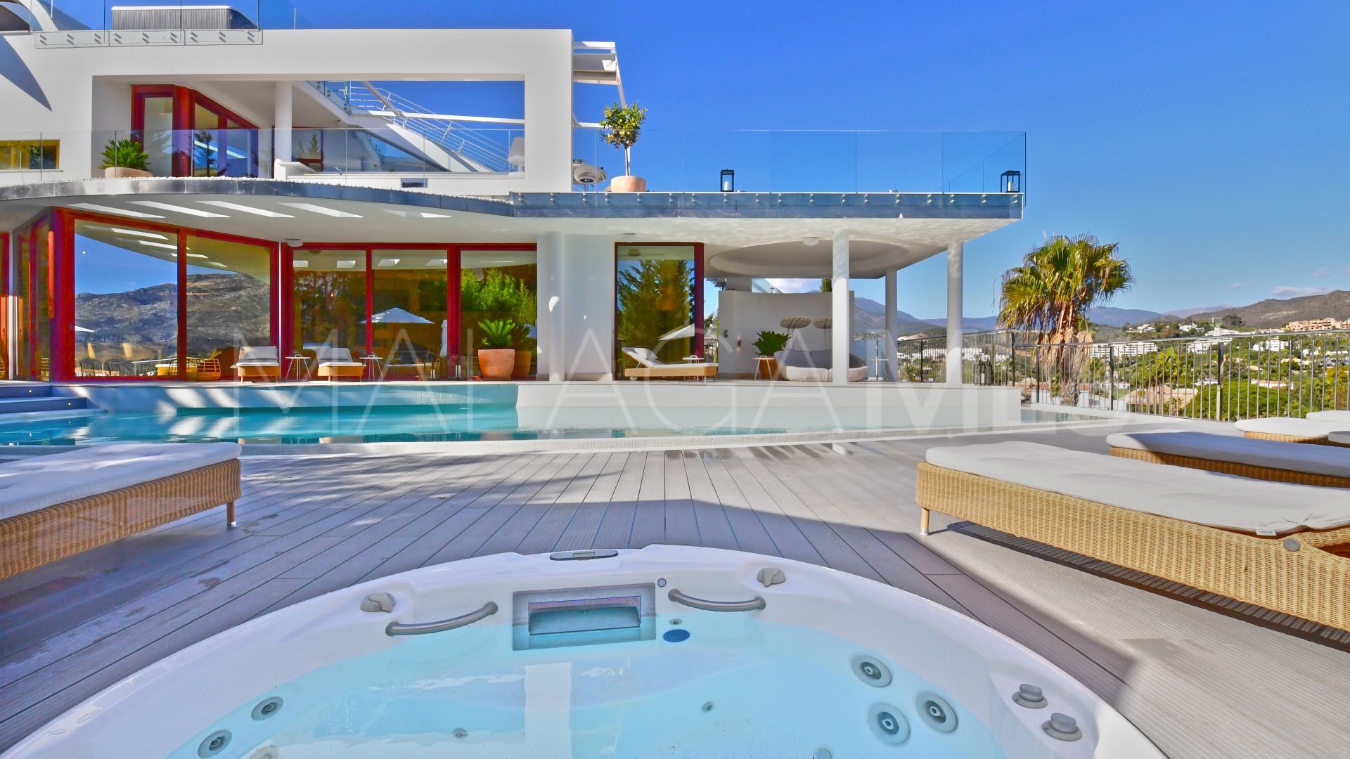 Los Naranjos Golf villa for sale