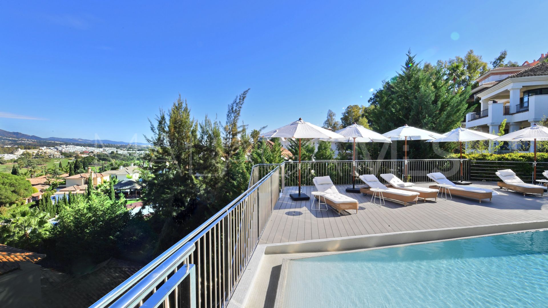 Los Naranjos Golf villa for sale