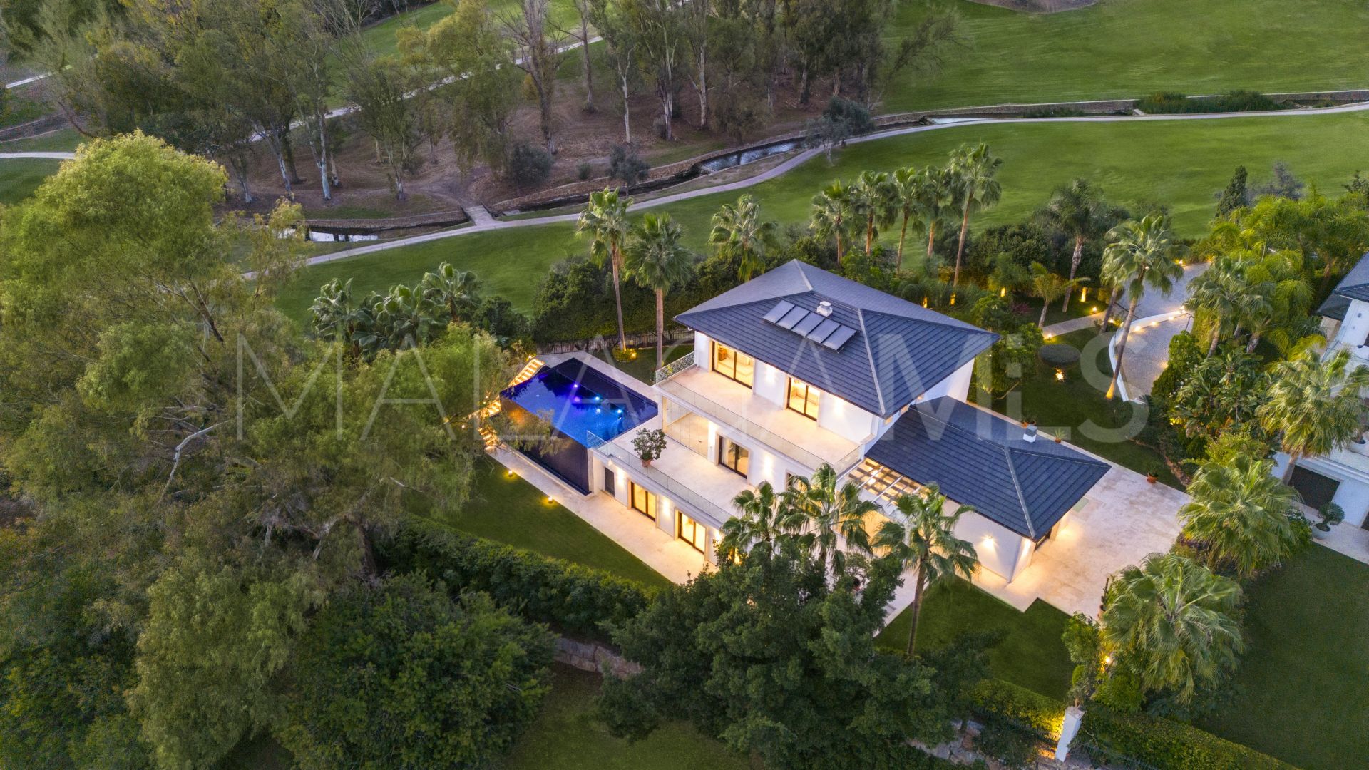 Nueva Andalucia, villa for sale