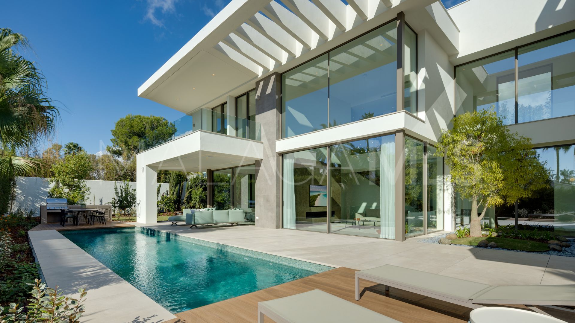 Villa for sale in Marbella Golden Mile