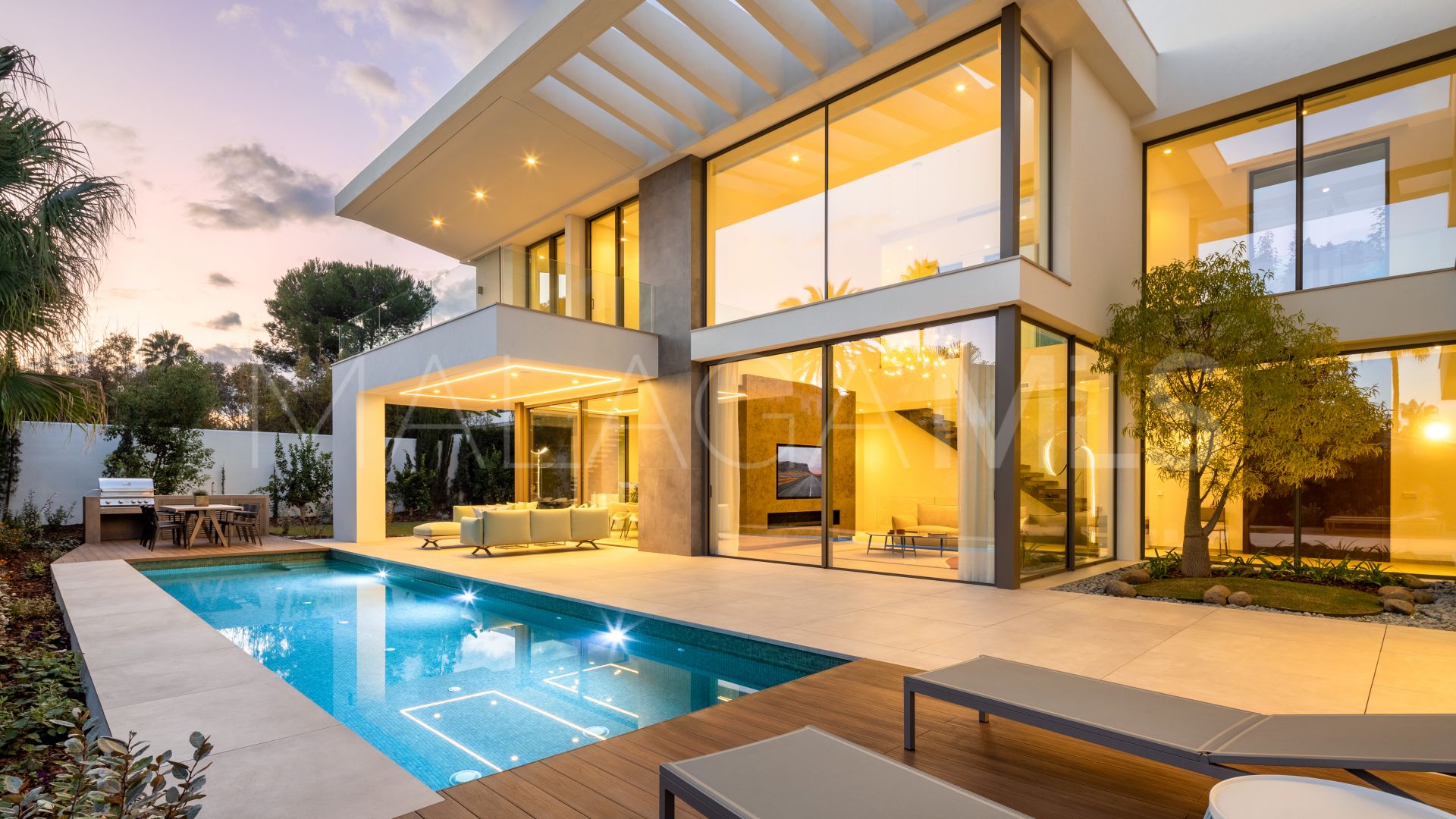 Villa for sale in Marbella Golden Mile