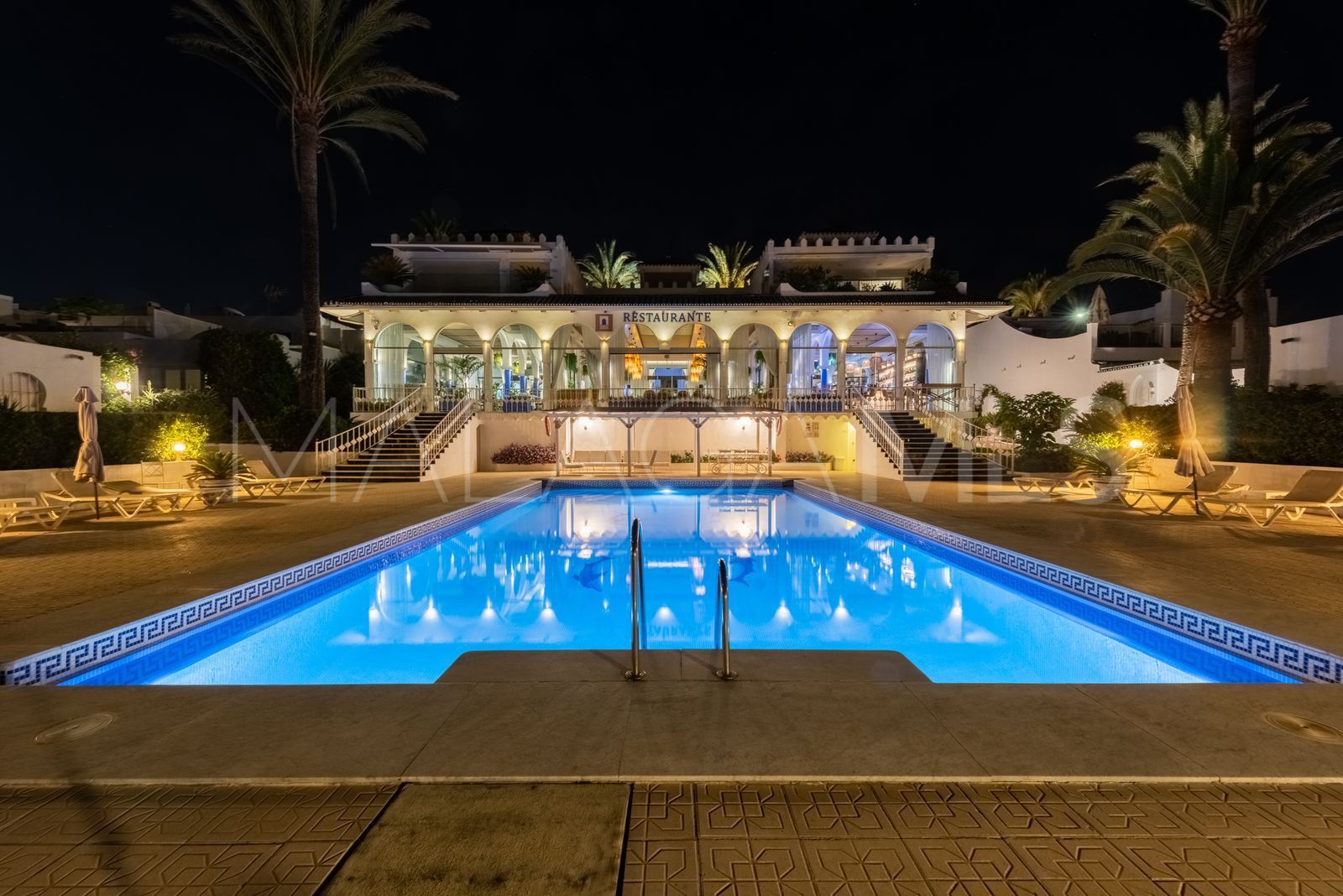 3 bedrooms town house for sale in Oasis de Marbella