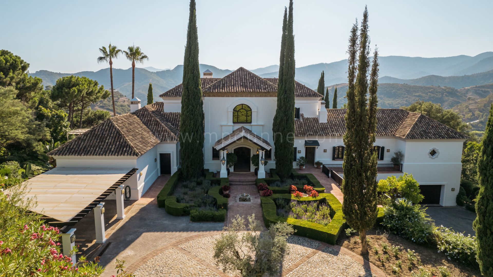 Casa Terregles Mediterranean Style Villa with panoramic views, La Zagaleta