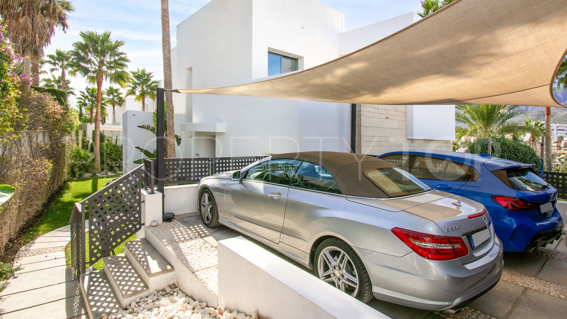 Villa en venta en La Finca de Marbella con 3 dormitorios
