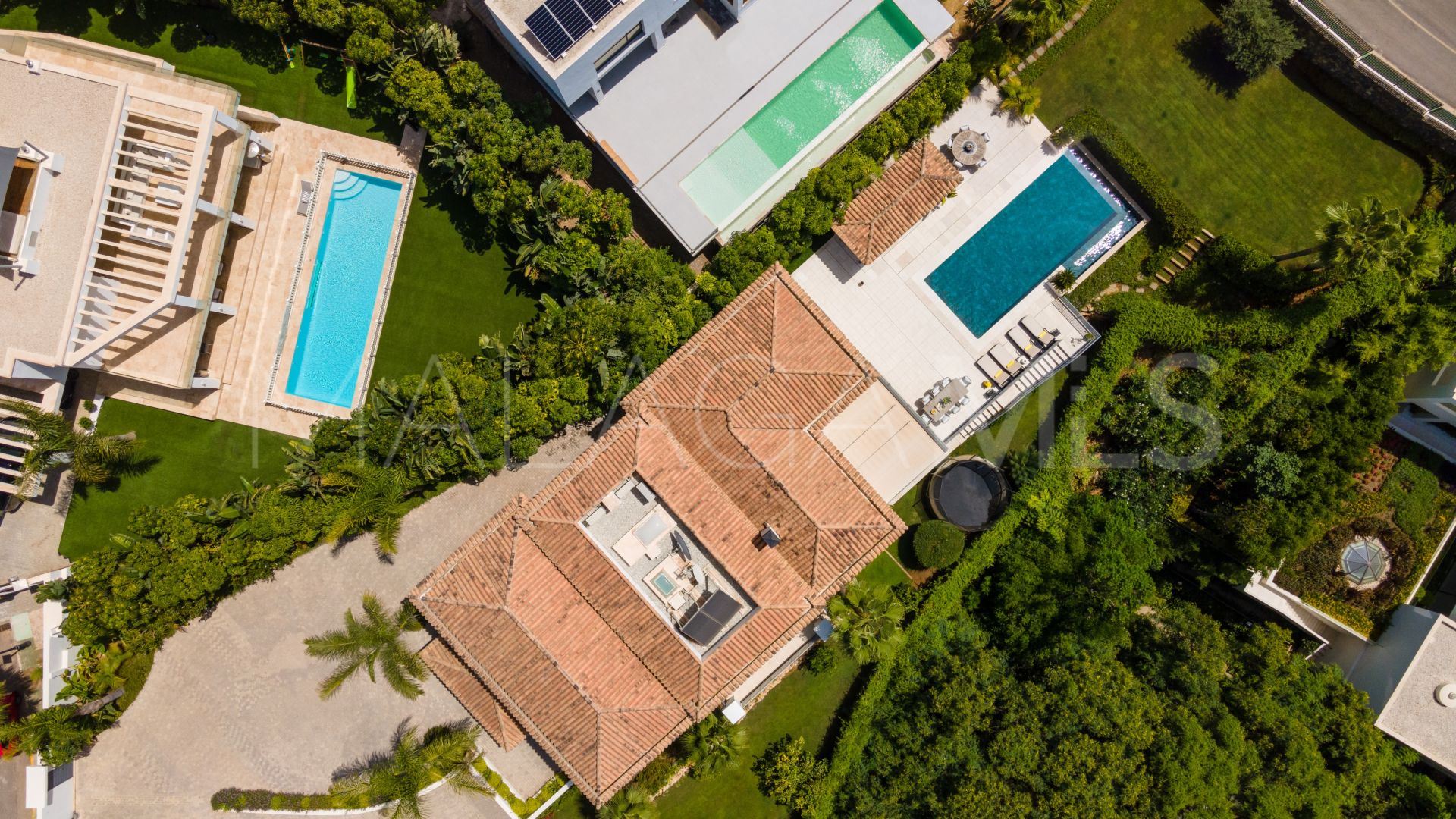 Villa for sale in El Herrojo