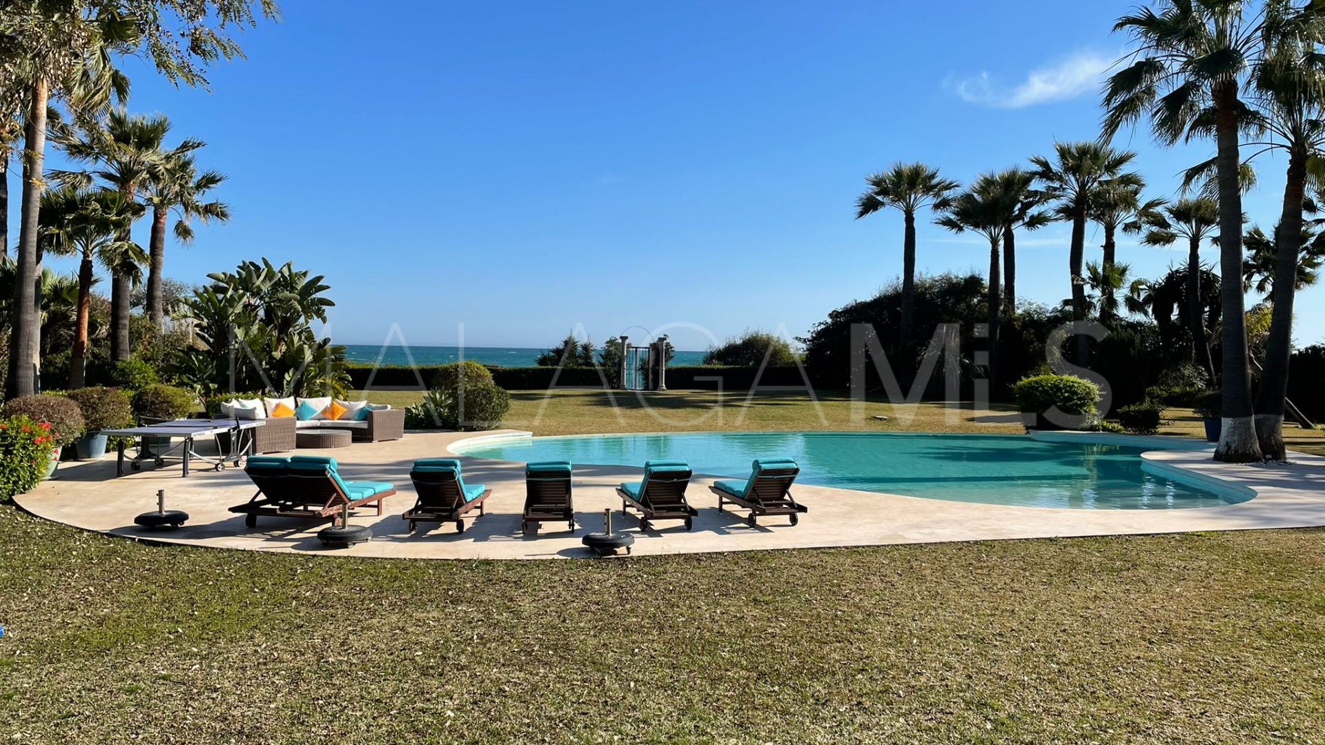 El Paraiso Playa, villa for sale with 8 bedrooms