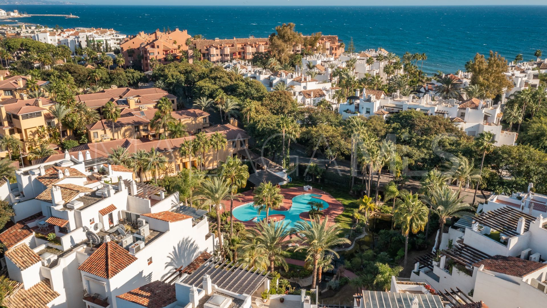 Tvåvånings takvåning for sale in Marbella - Puerto Banus