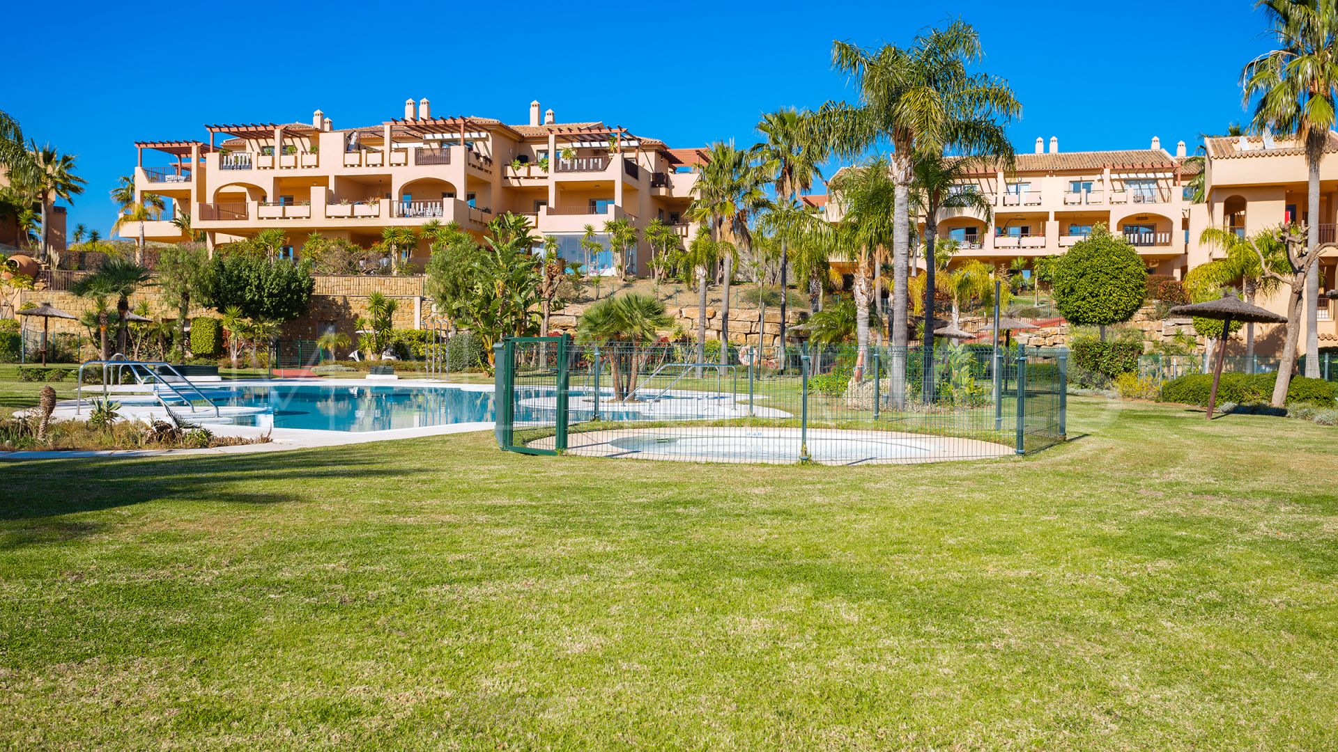 For sale penthouse in Hacienda del Señorio de Cifuentes with 3 bedrooms