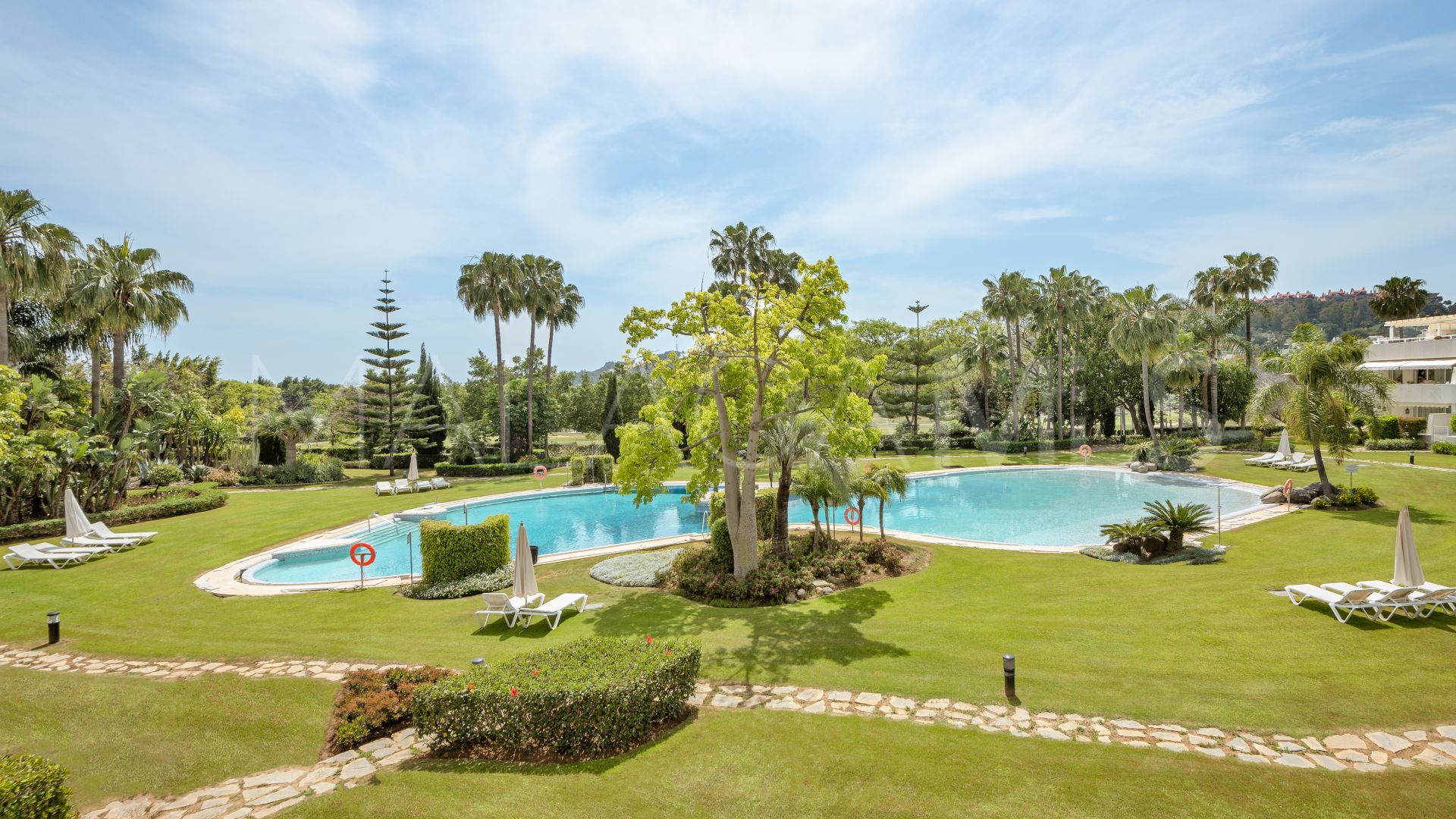 For sale apartment with 3 bedrooms in Los Granados Golf