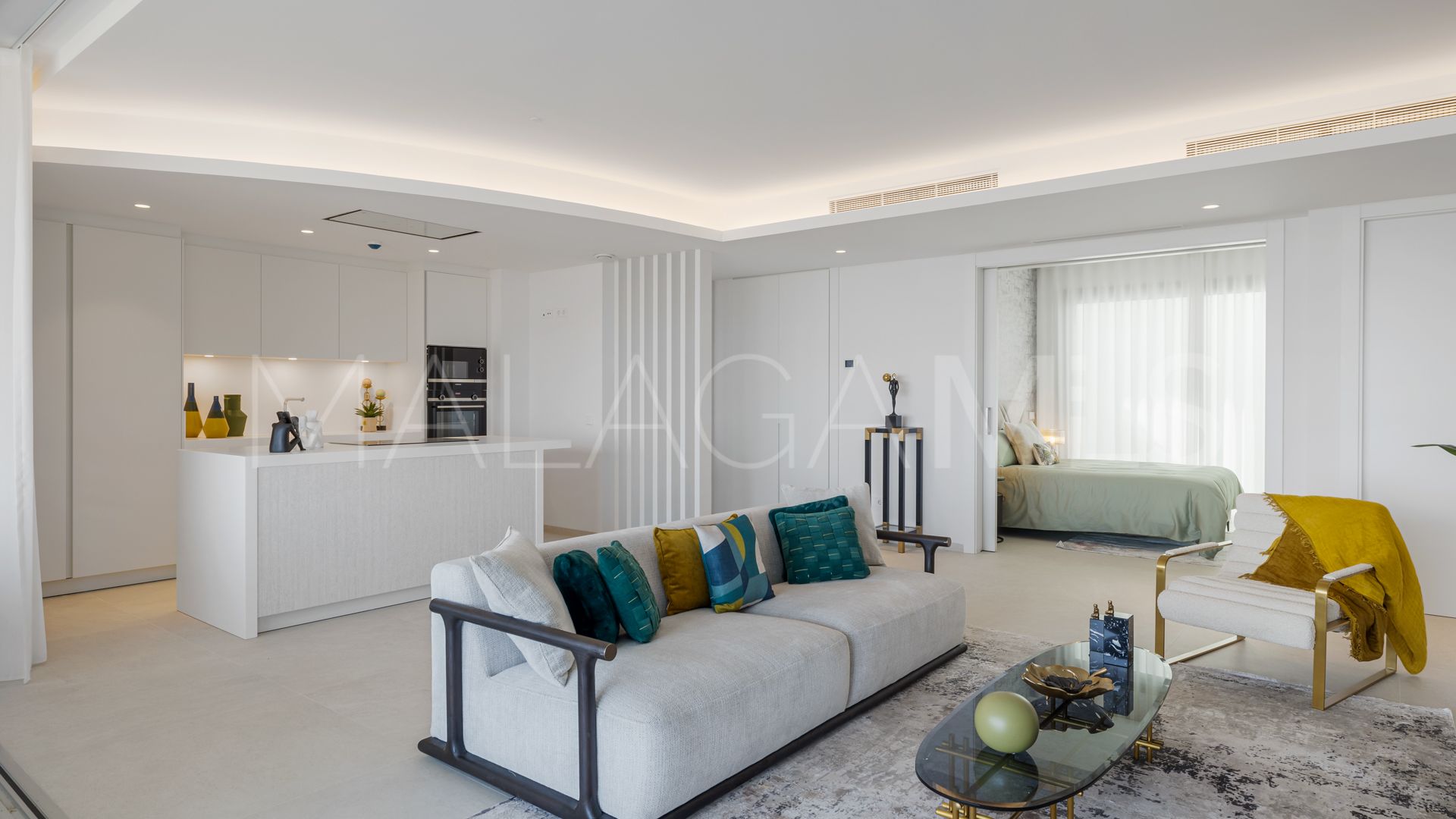 Buy apartamento planta baja in Real de La Quinta with 3 bedrooms