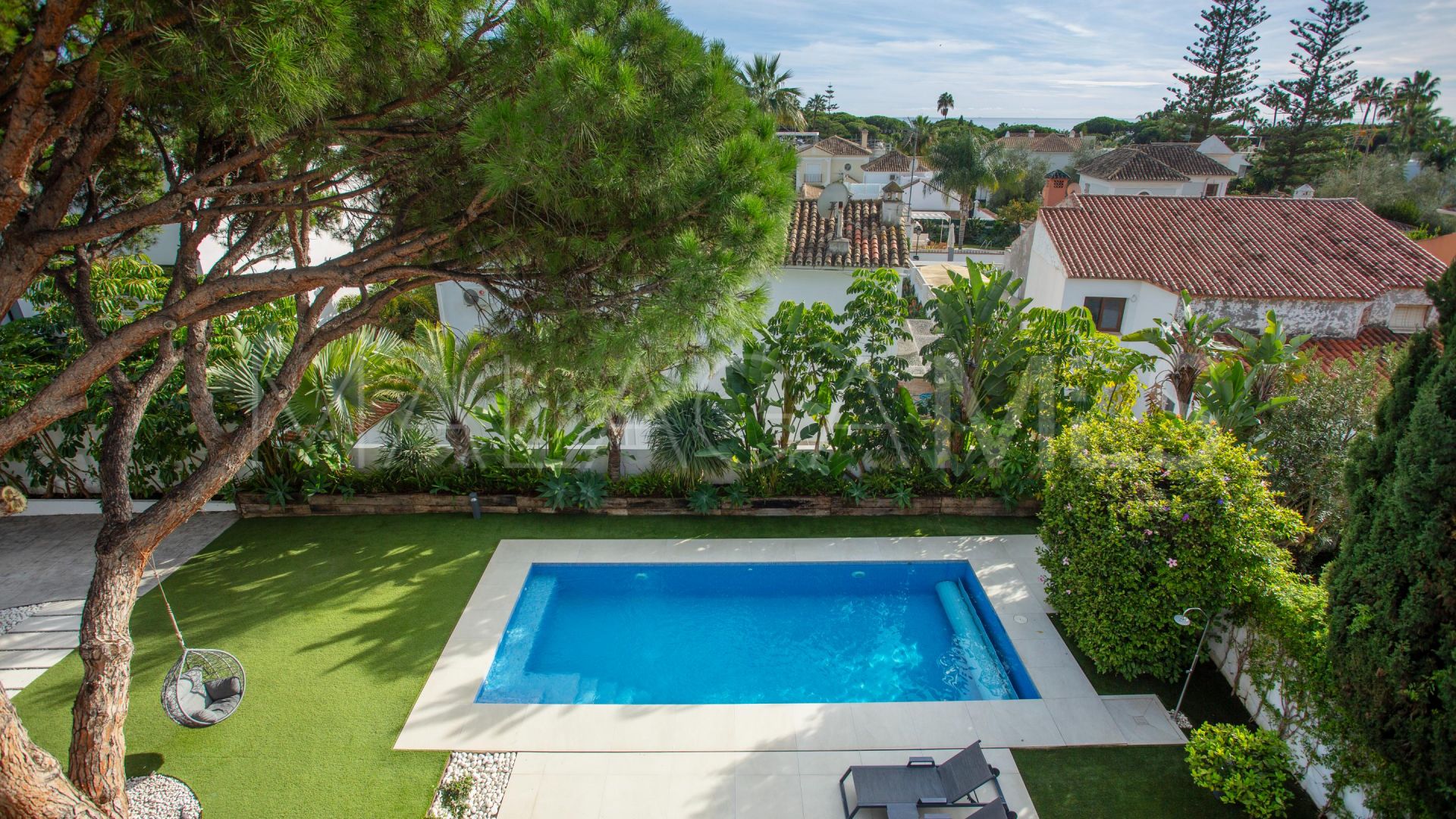 Villa for sale in Casablanca with 6 bedrooms
