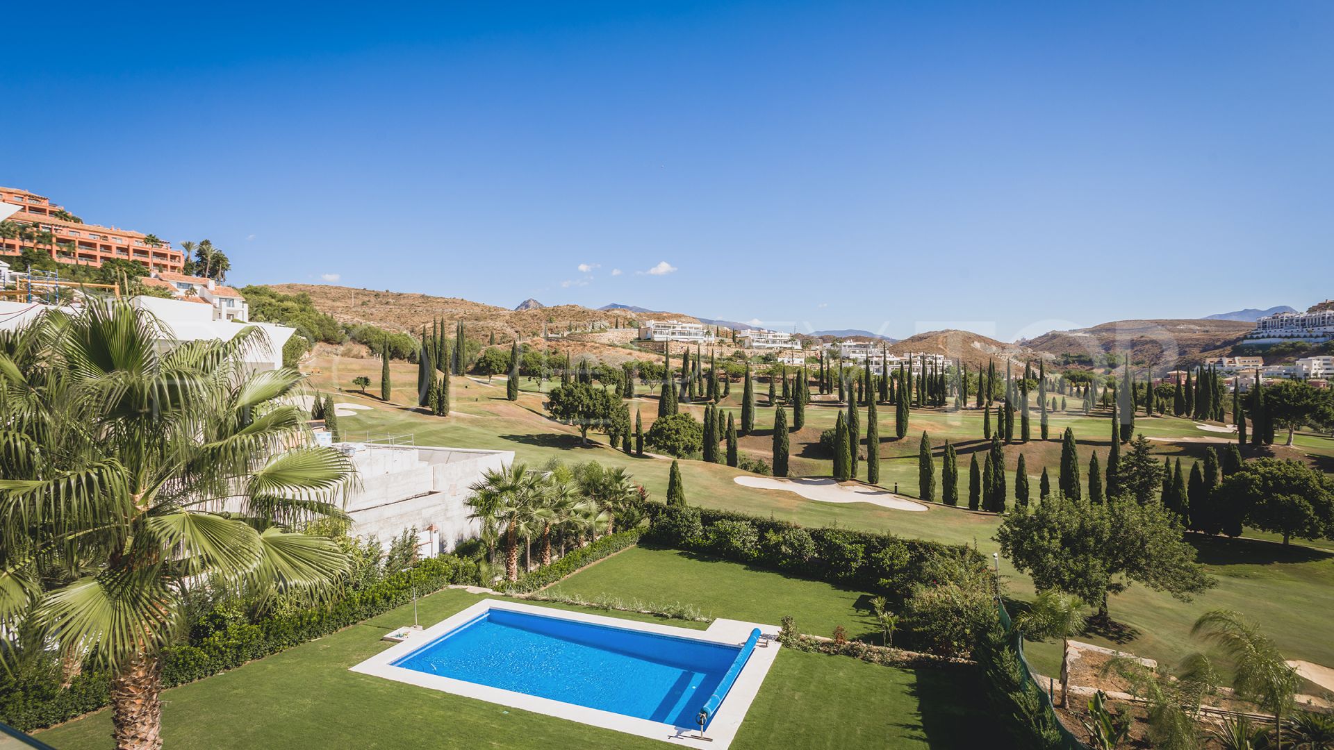 Villa for sale in Los Flamingos Golf