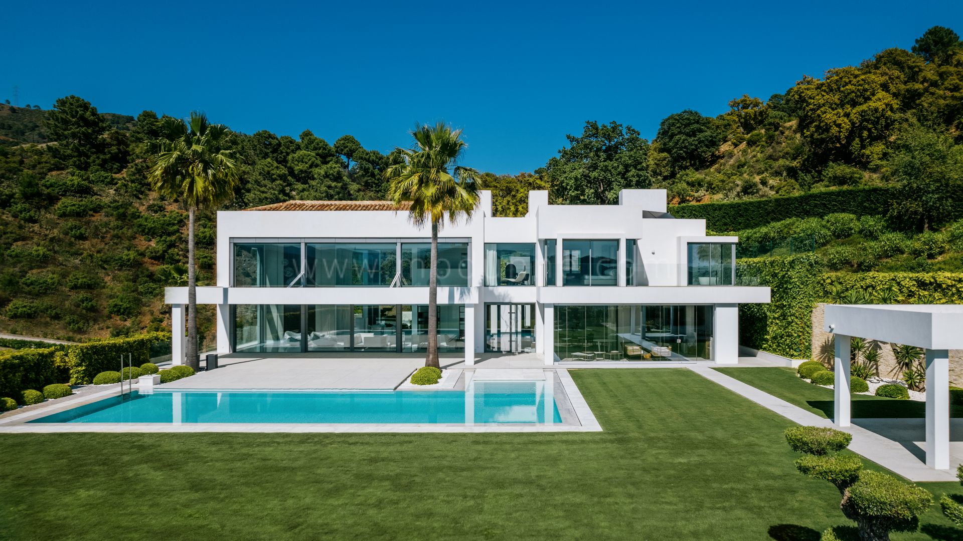 Outstanding modern house La Zagaleta - Villa Lagoon