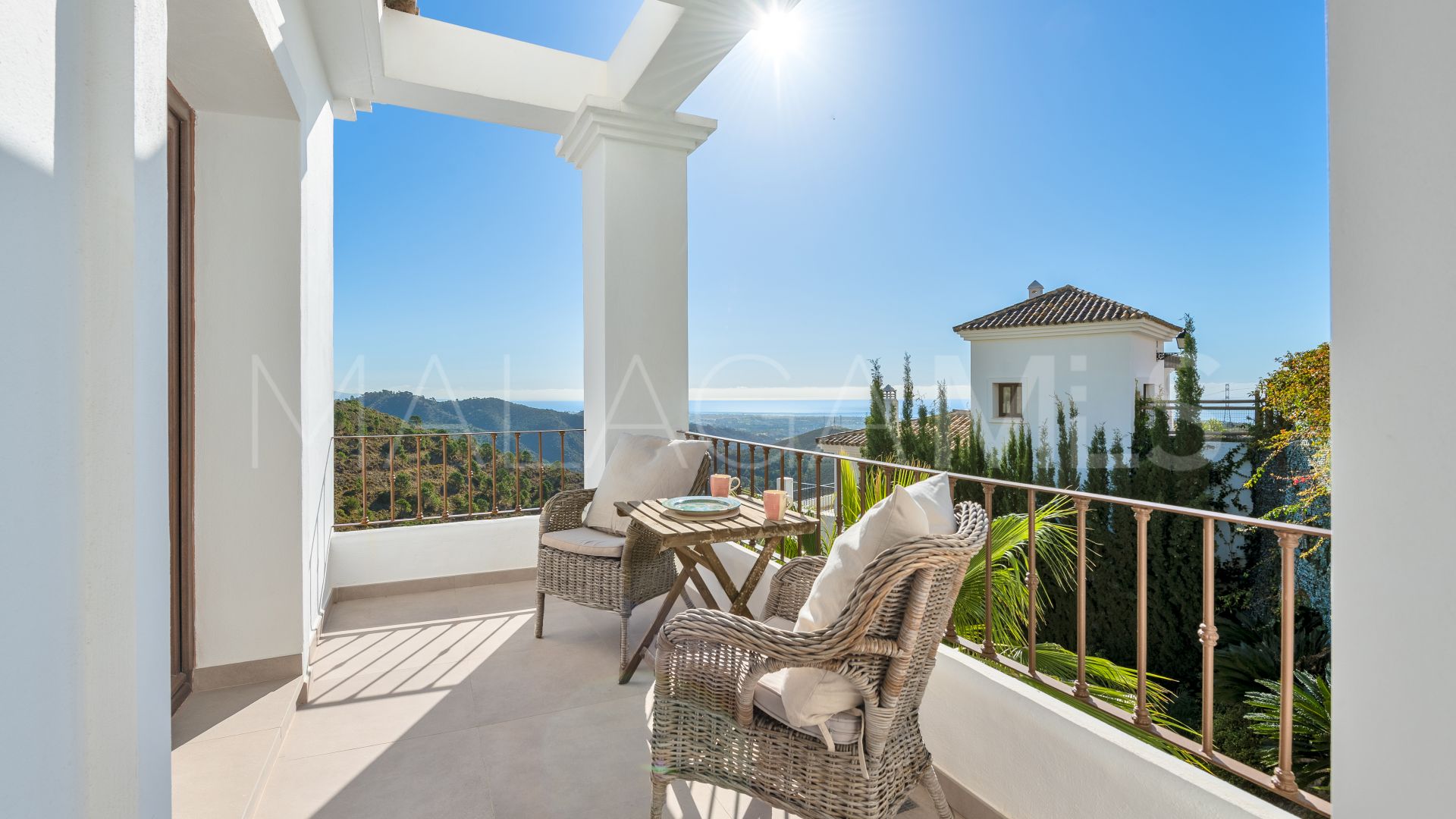 5 bedrooms villa for sale in Benahavis Hills Country Club