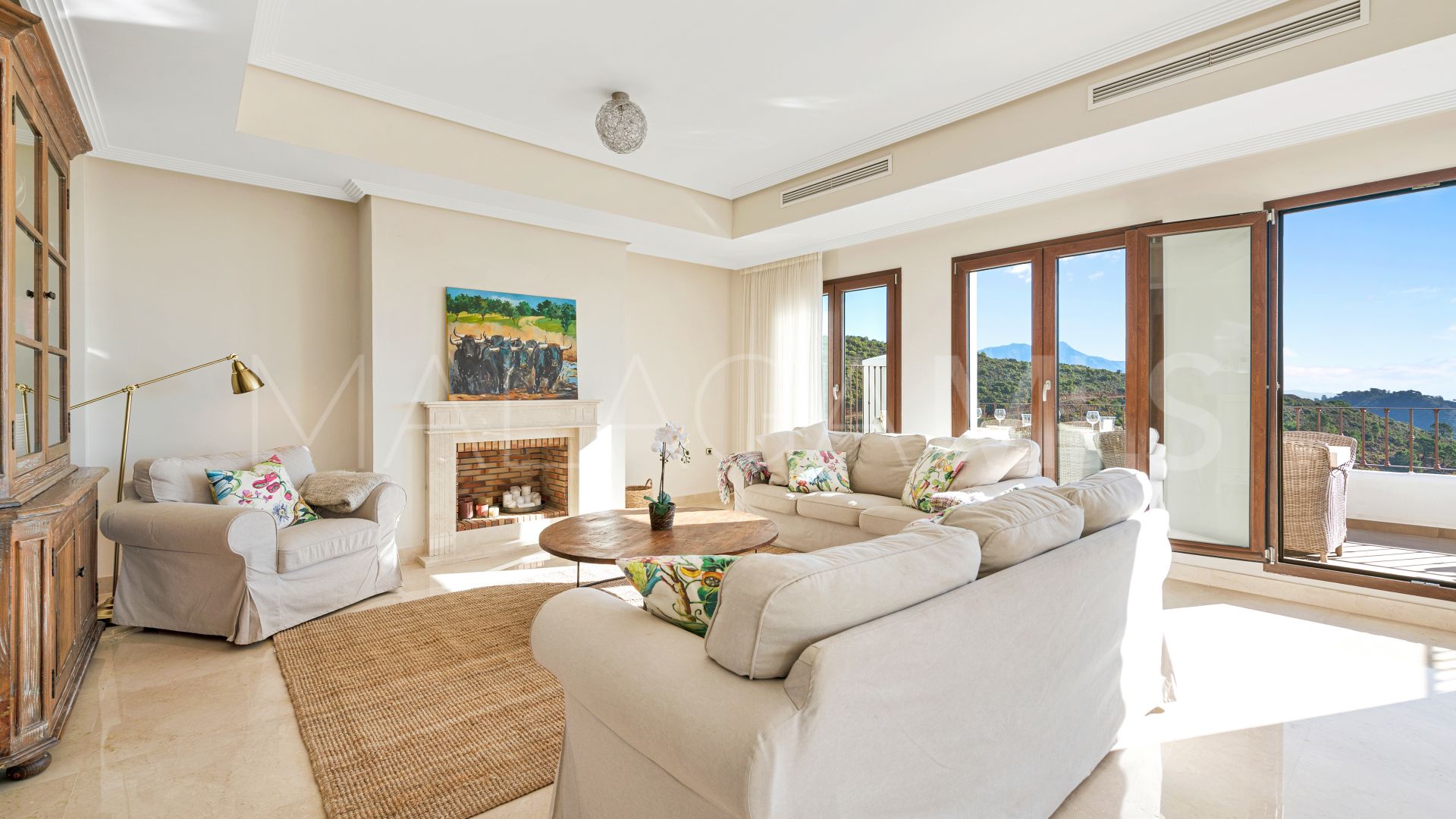 5 bedrooms villa for sale in Benahavis Hills Country Club