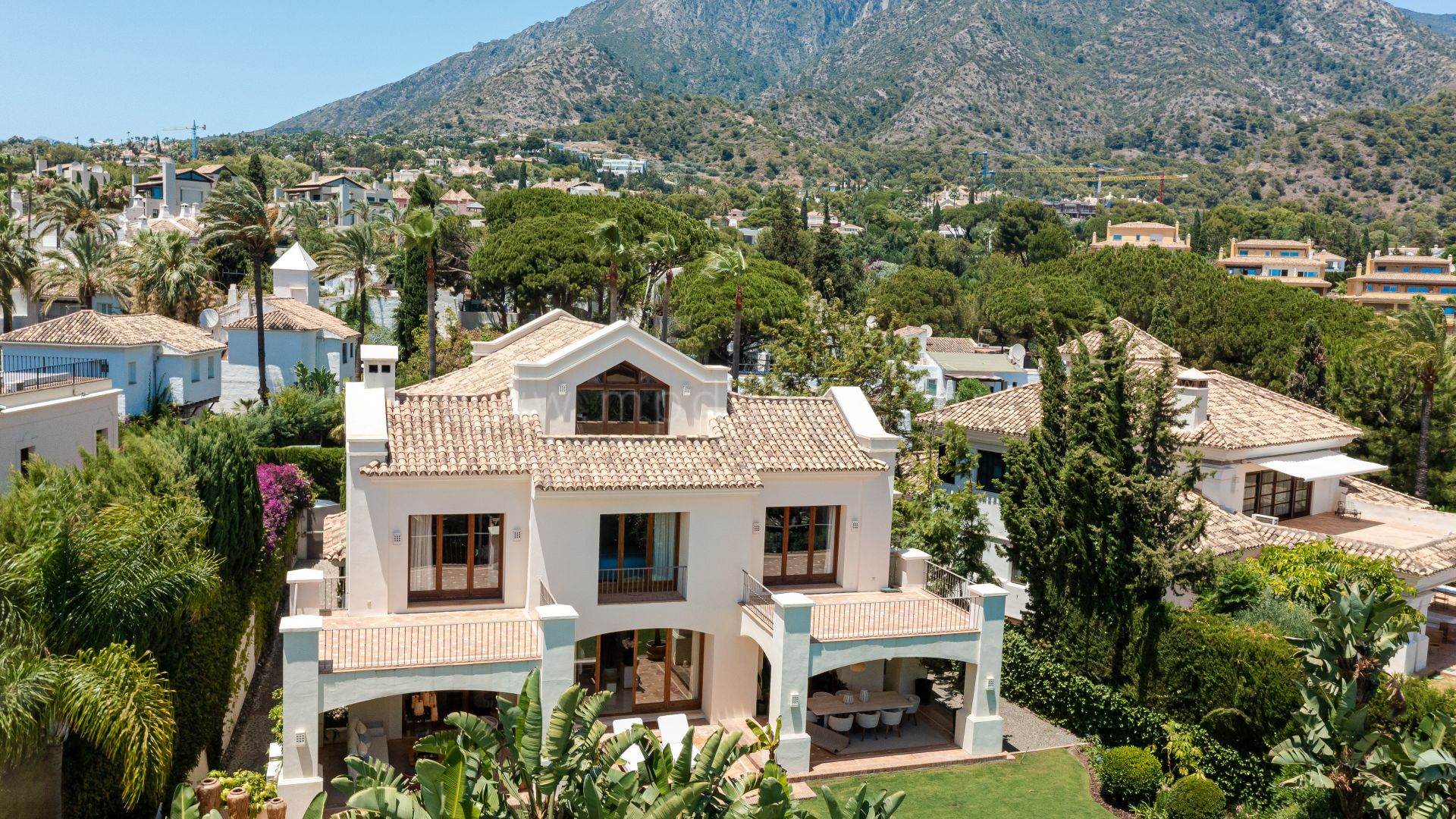 Villa familiar en venta en Sierra Blanca.