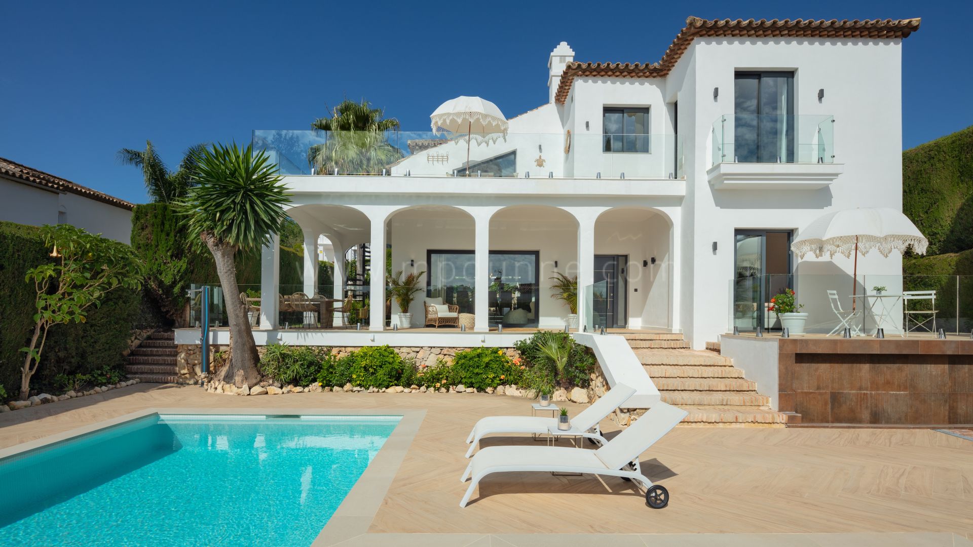 Recently Renovated Spanish Classic Villa in Nueva Andalucia