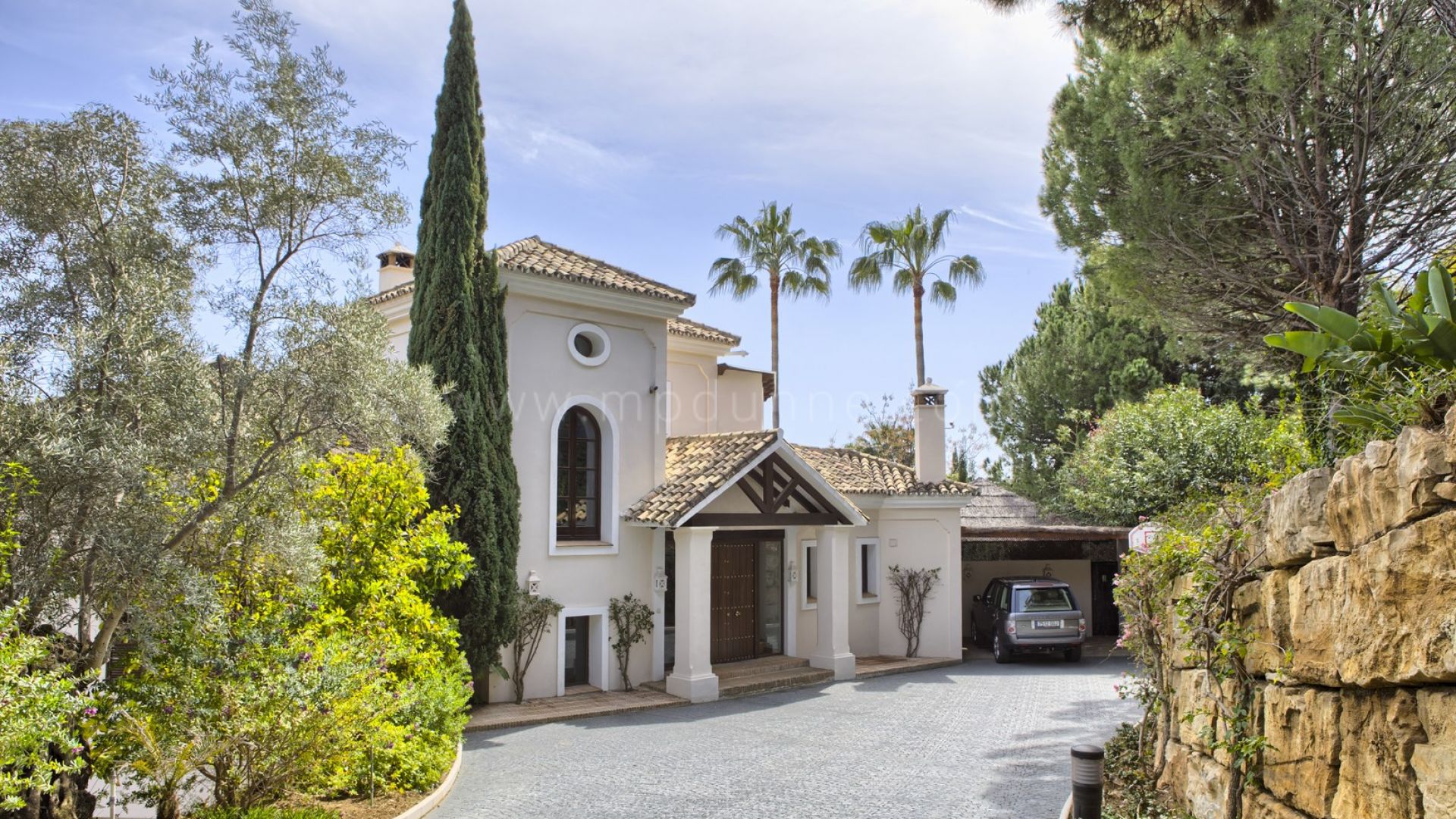 Private elegante Villa in La Zagaleta