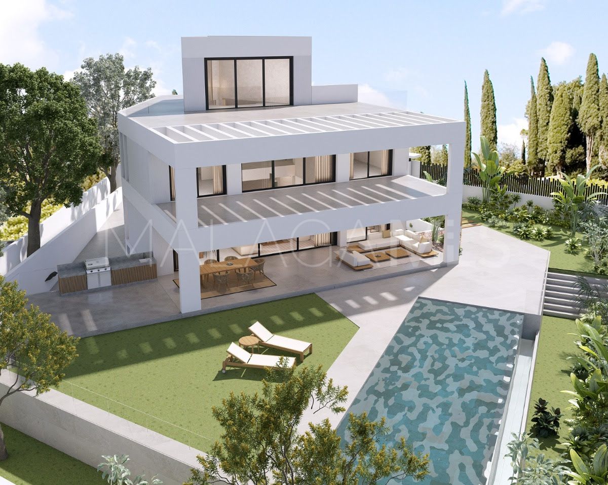 Villa for sale in Guadalmina Baja