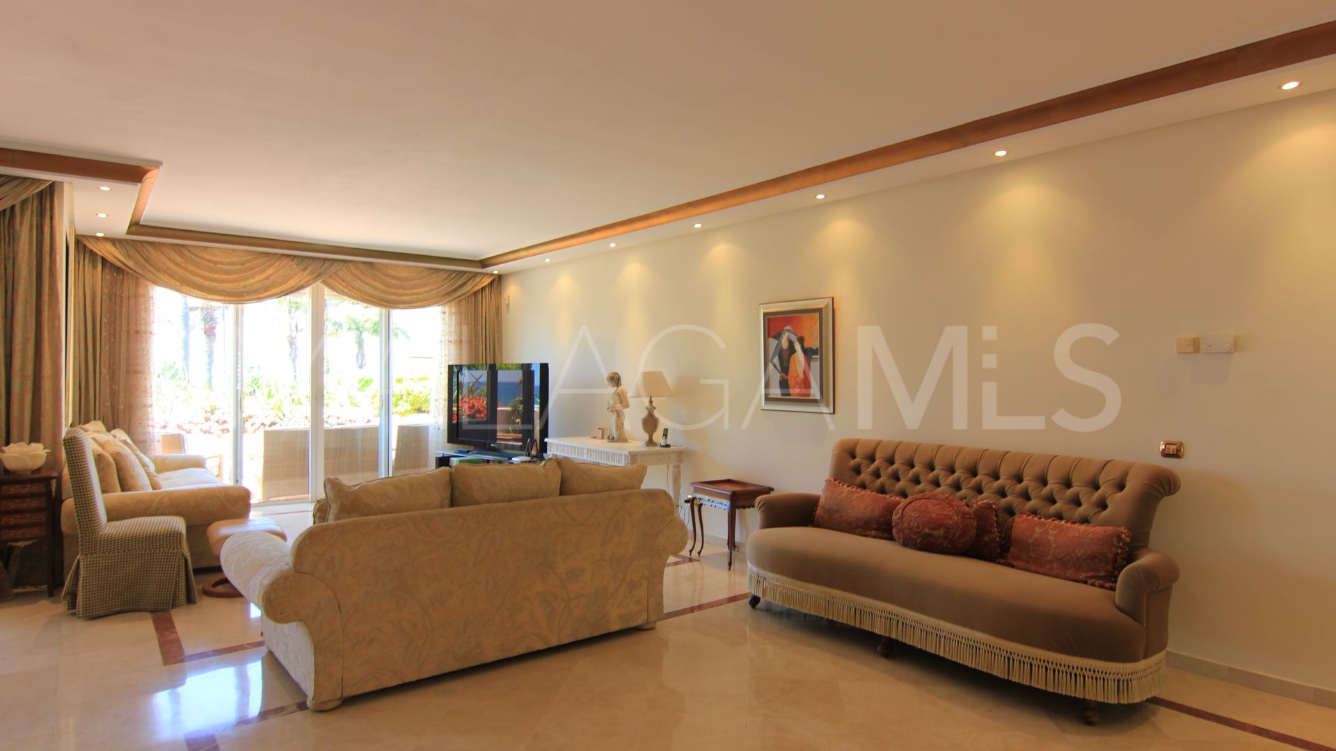 Wohnung for sale in Marbella - Puerto Banus