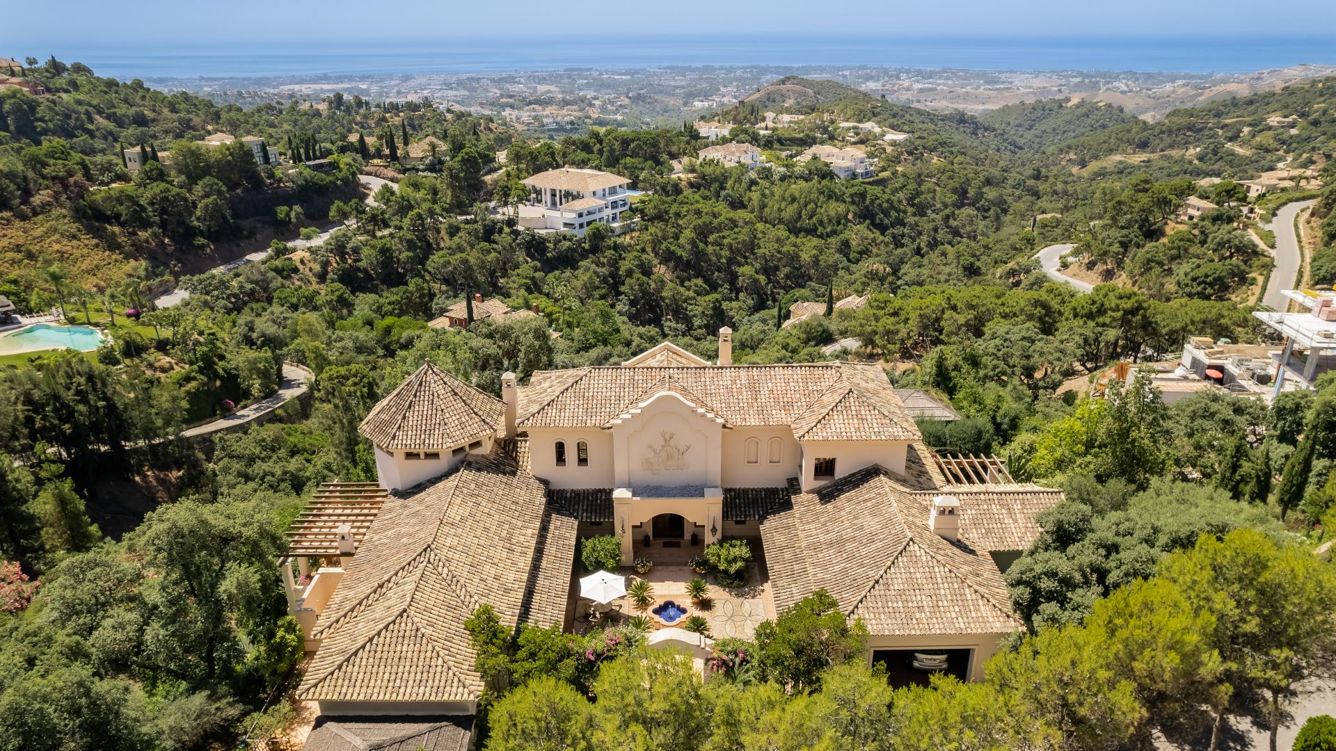 Villa classique à La Zagaleta avec vue panoramique sur la mer