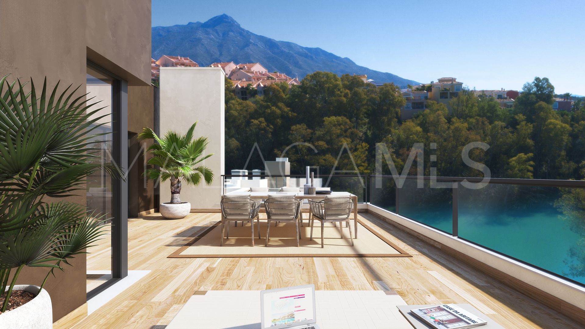 For sale penthouse in Nueva Andalucia with 3 bedrooms