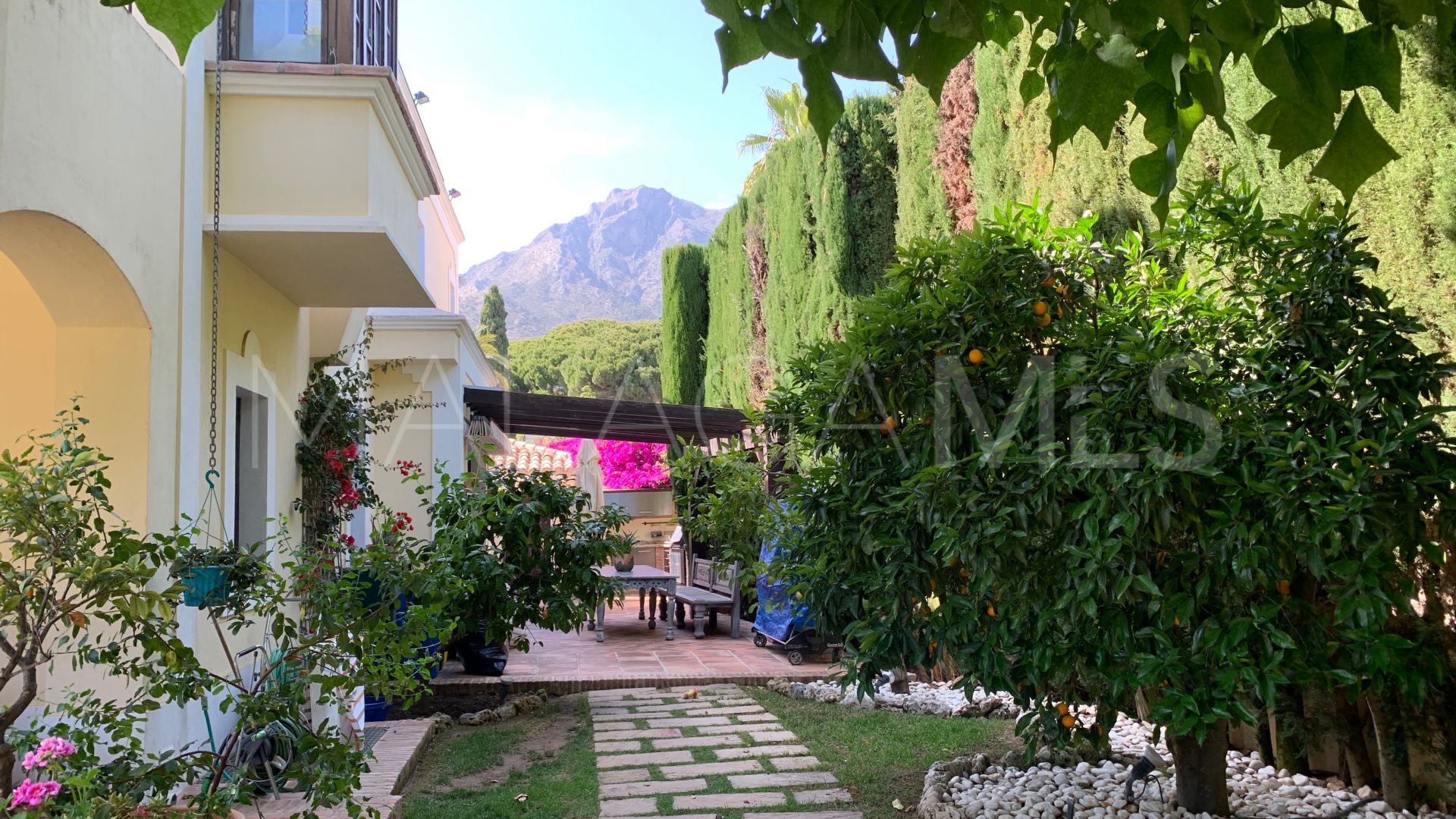 Villa for sale in Balcones de Sierra Blanca