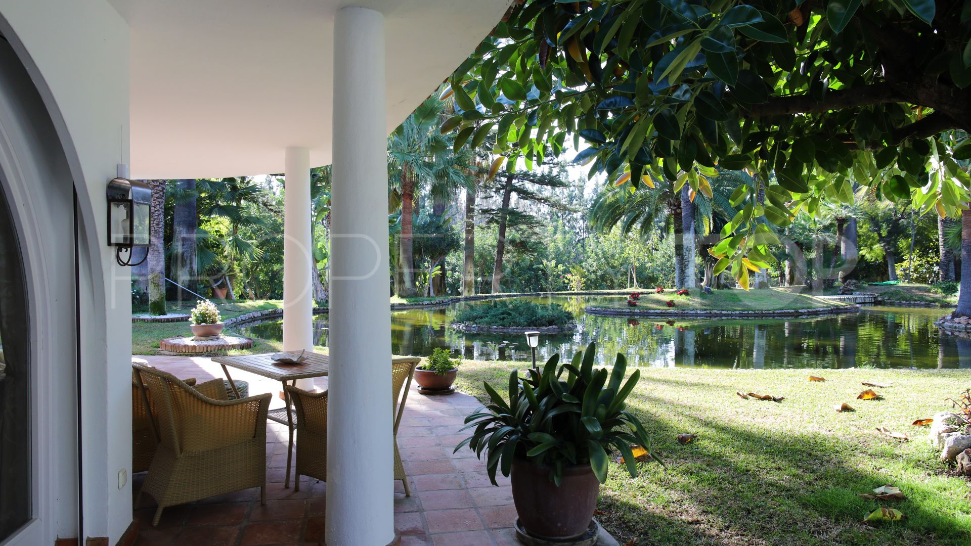 Se vende villa con 4 dormitorios en Rocio de Nagüeles